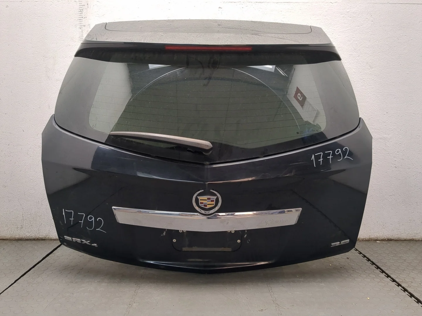 Крышка (дверь) багажника Cadillac SRX 2009-2016 КПП автомат 4х4 (АКПП) LFX Бензин 3.6 л Инжектор