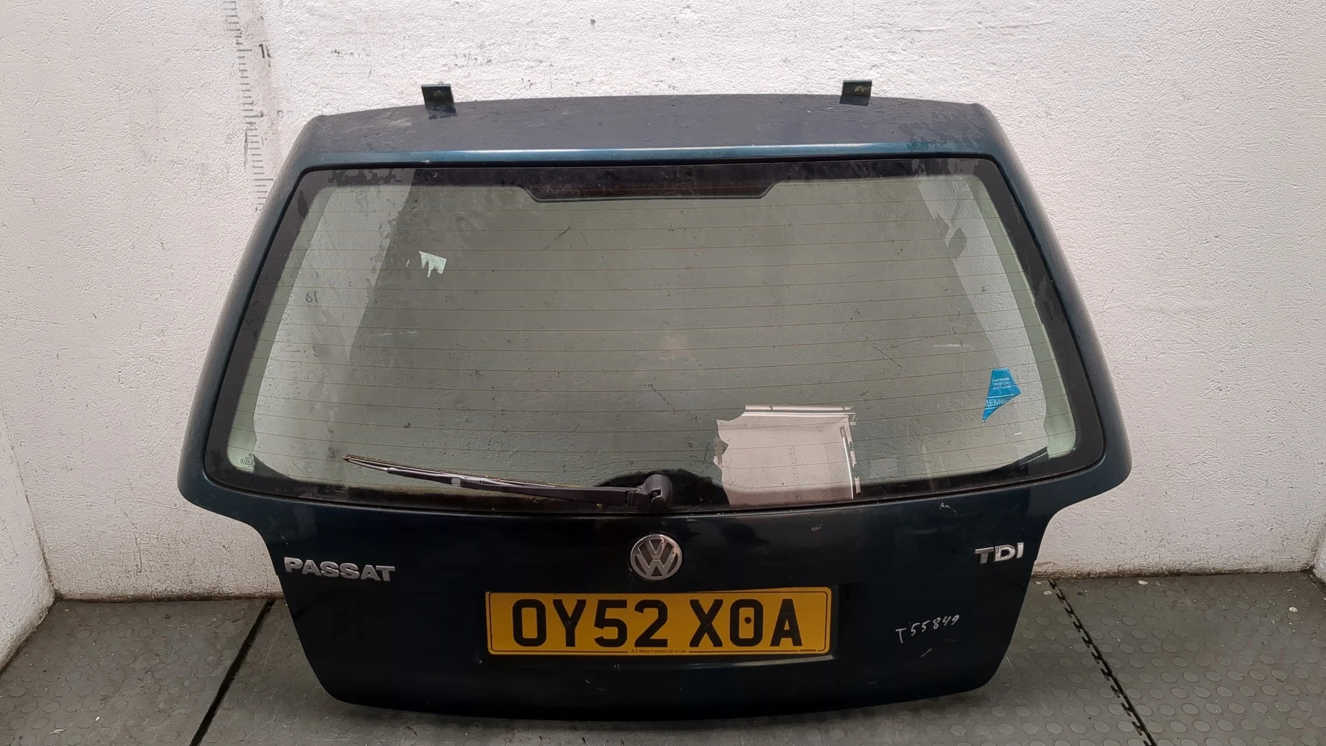 Крышка (дверь) багажника Volkswagen Passat 5 2000-2005 КПП 5-ст.мех.(МКПП) AWX Дизель 1.9 л TDI