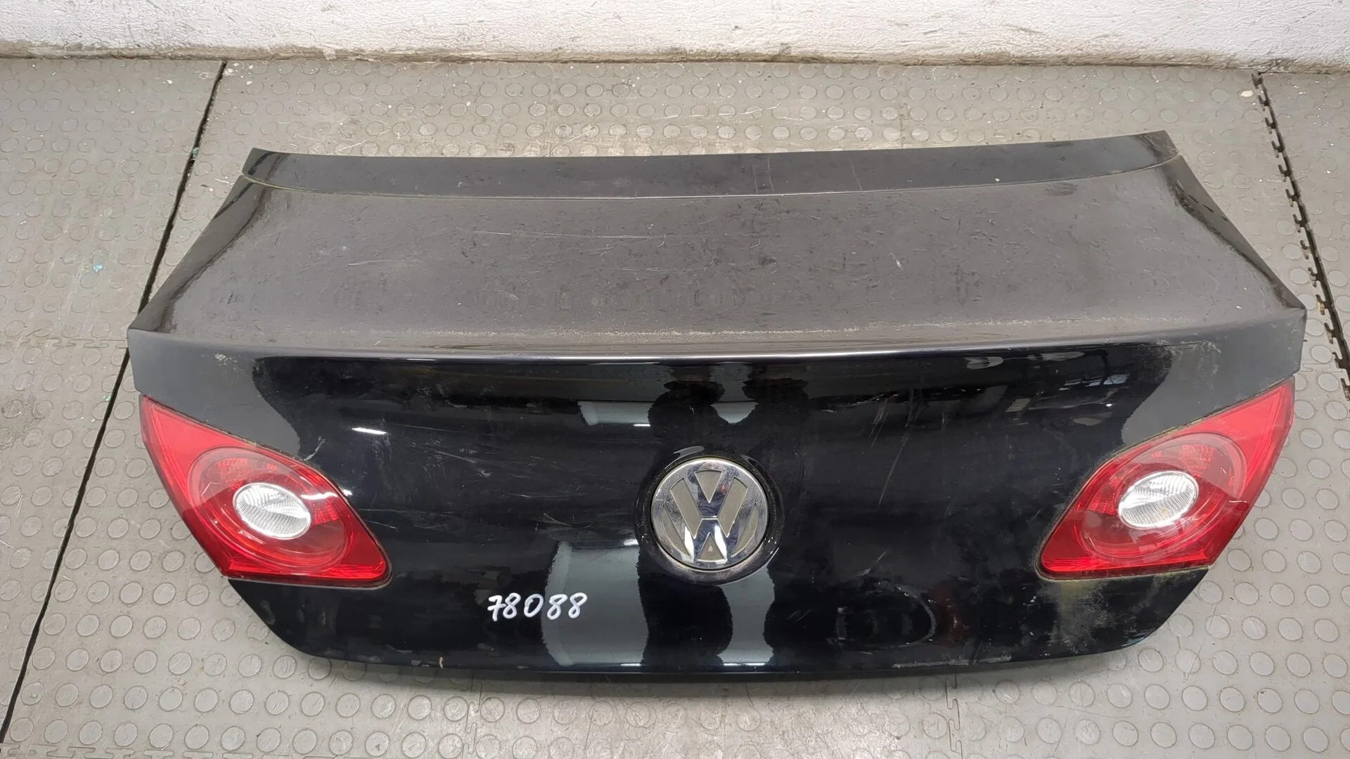 Крышка (дверь) багажника Volkswagen Passat CC 2008-2012 КПП 6-ст.мех.(МКПП) CFFB Дизель 2 л TDI