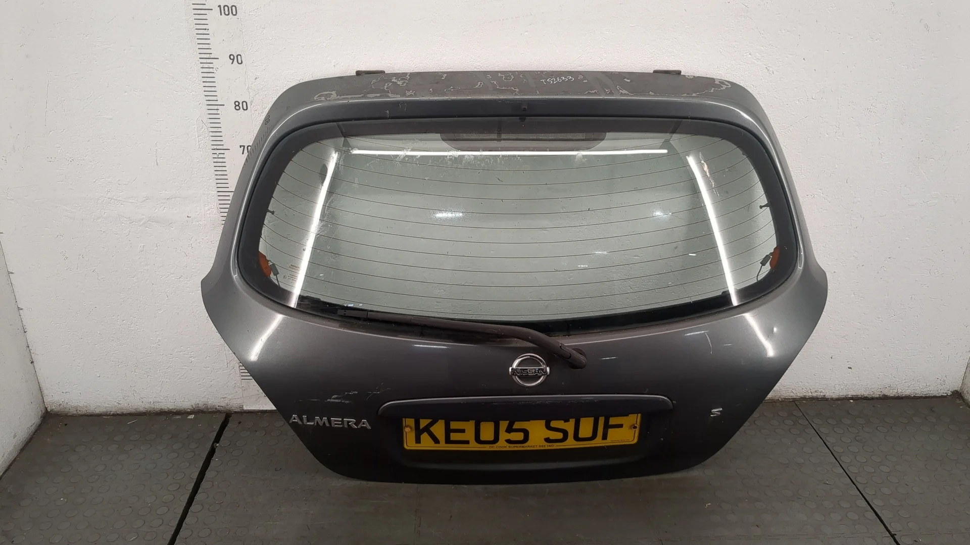 Крышка (дверь) багажника Nissan Almera N16 2000-2006 КПП 5-ст.мех.(МКПП) QG15DE Бензин 1.5 л Инжектор