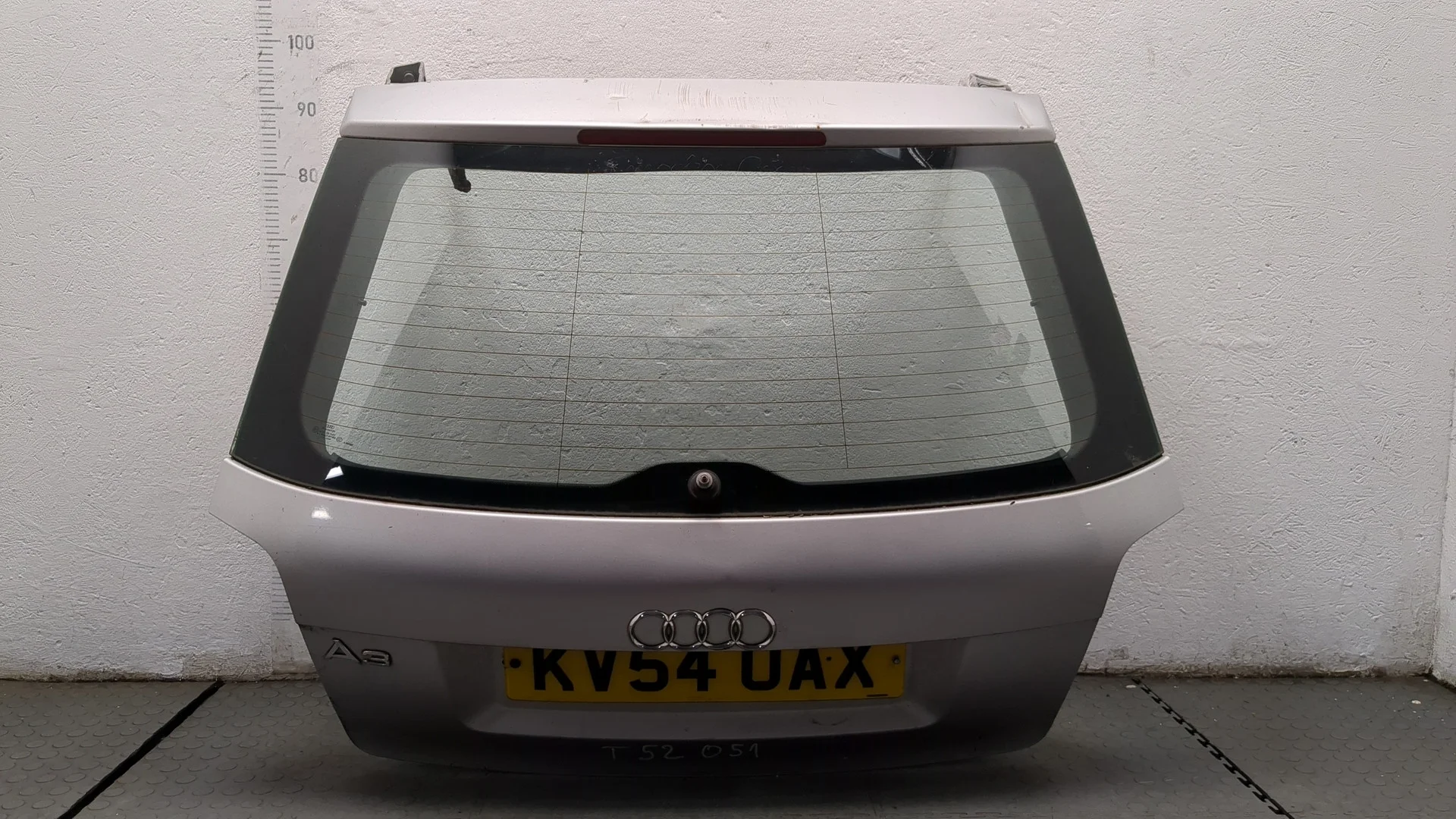 Крышка (дверь) багажника Audi A3 (8P) 2003-2013 КПП автомат 4х4 (АКПП) BMJ Бензин 3.2 л Инжектор