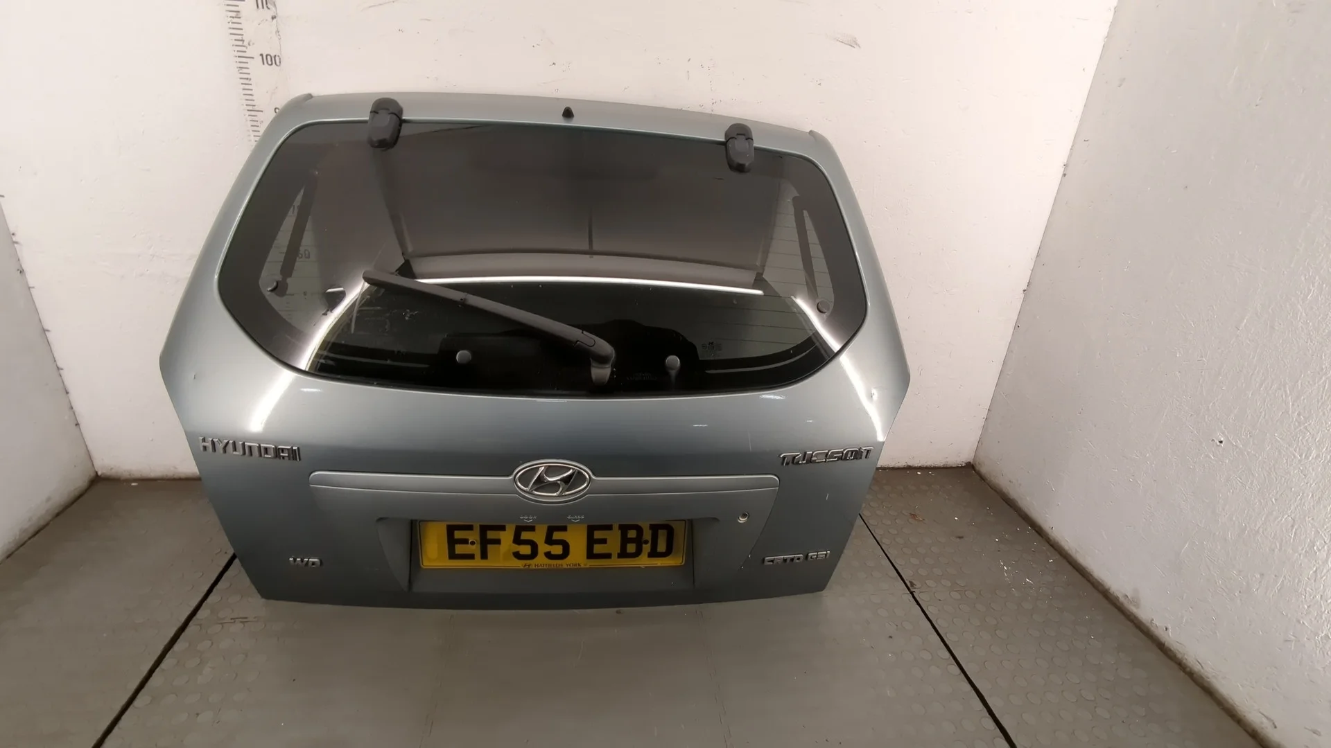 Крышка (дверь) багажника Hyundai Tucson 1 2004-2010 КПП автомат 4х4 (АКПП) D4EA Дизель 2 л CRDi