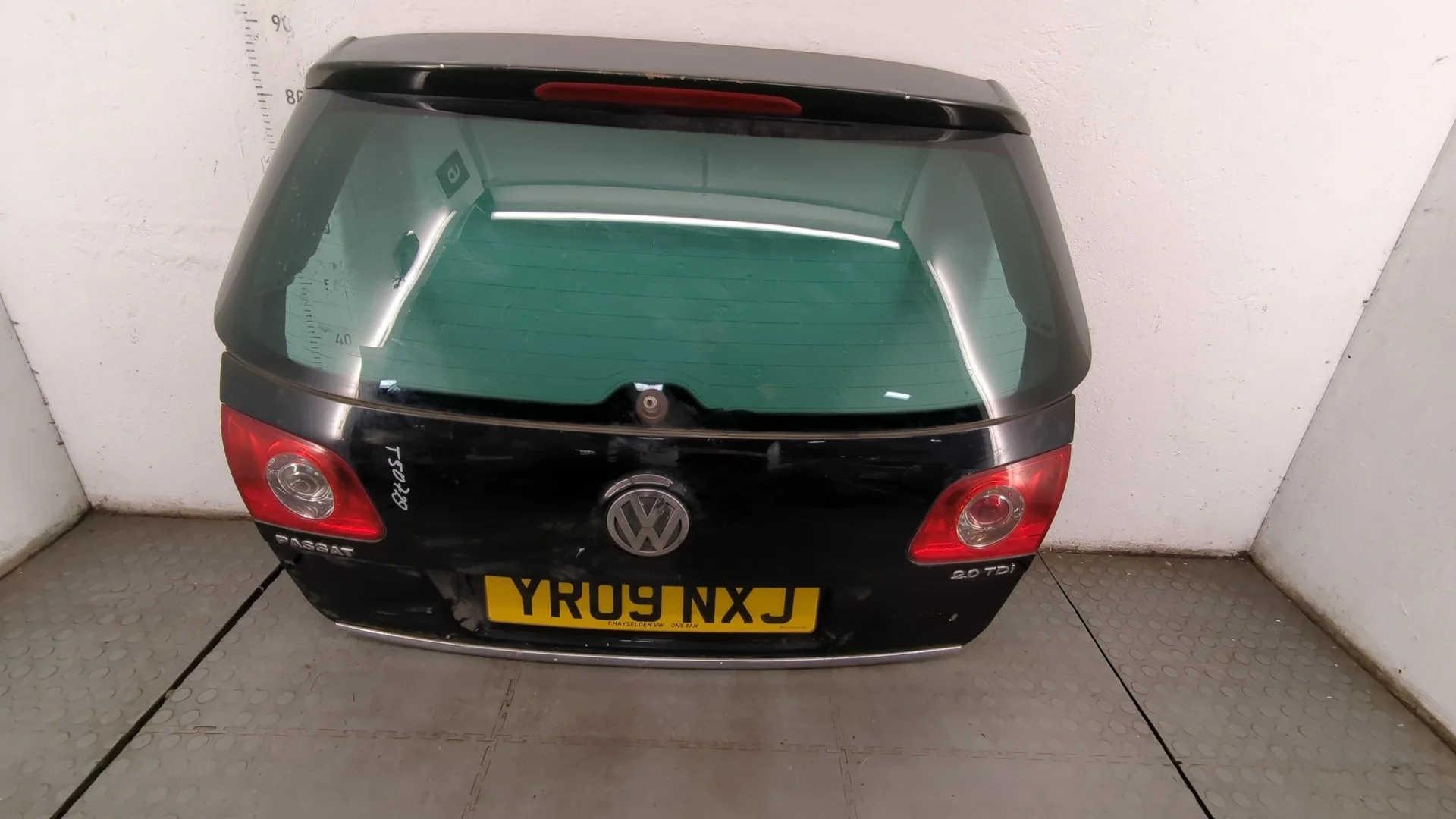 Крышка (дверь) багажника Volkswagen Passat 6 2005-2010 КПП 6-ст.мех.(МКПП) CBAB Дизель 2 л TDI