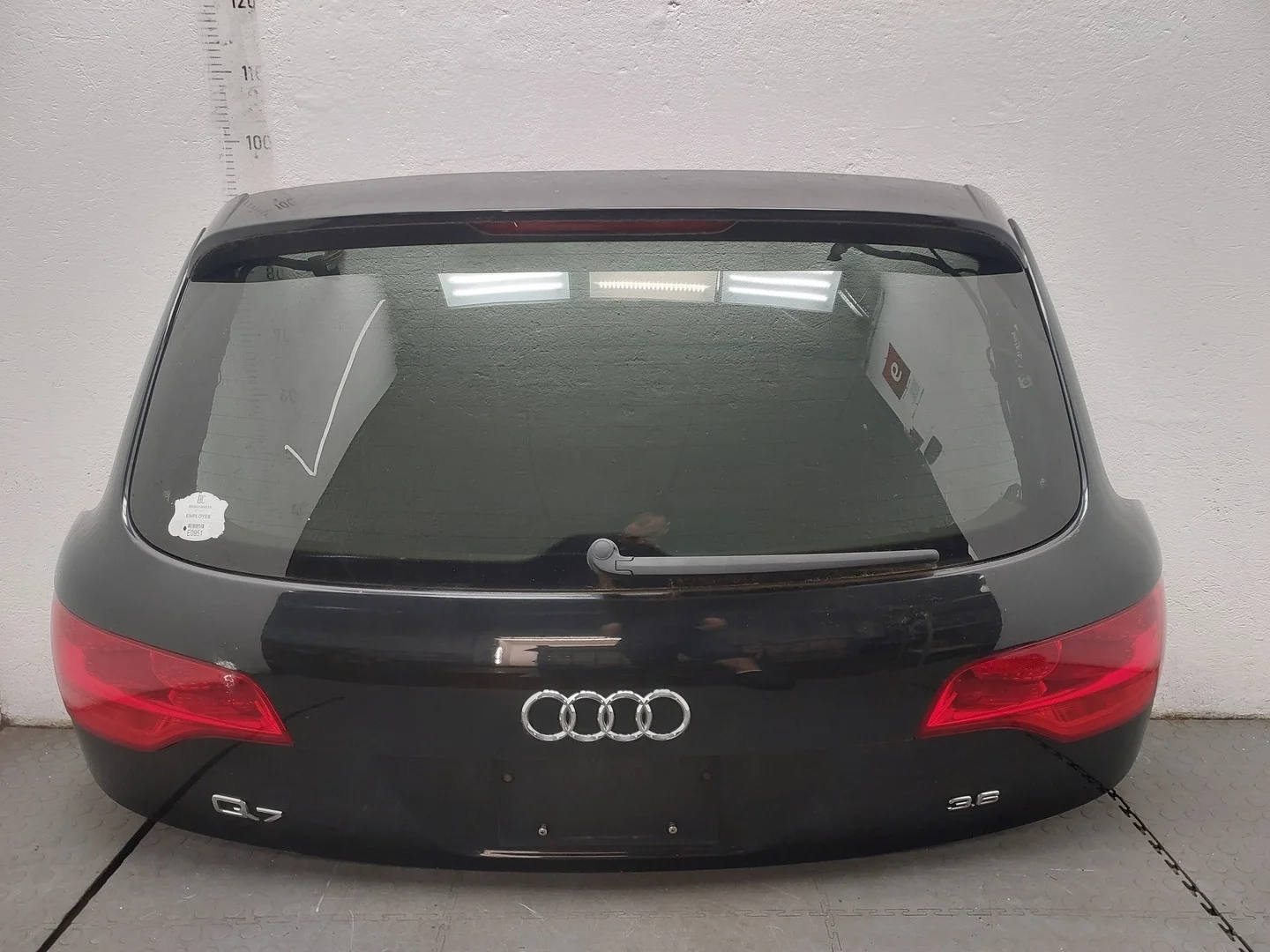 Крышка (дверь) багажника Audi Q7 2005-2015 КПП автомат 4х4 (АКПП) BHK Бензин 3.6 л FSI