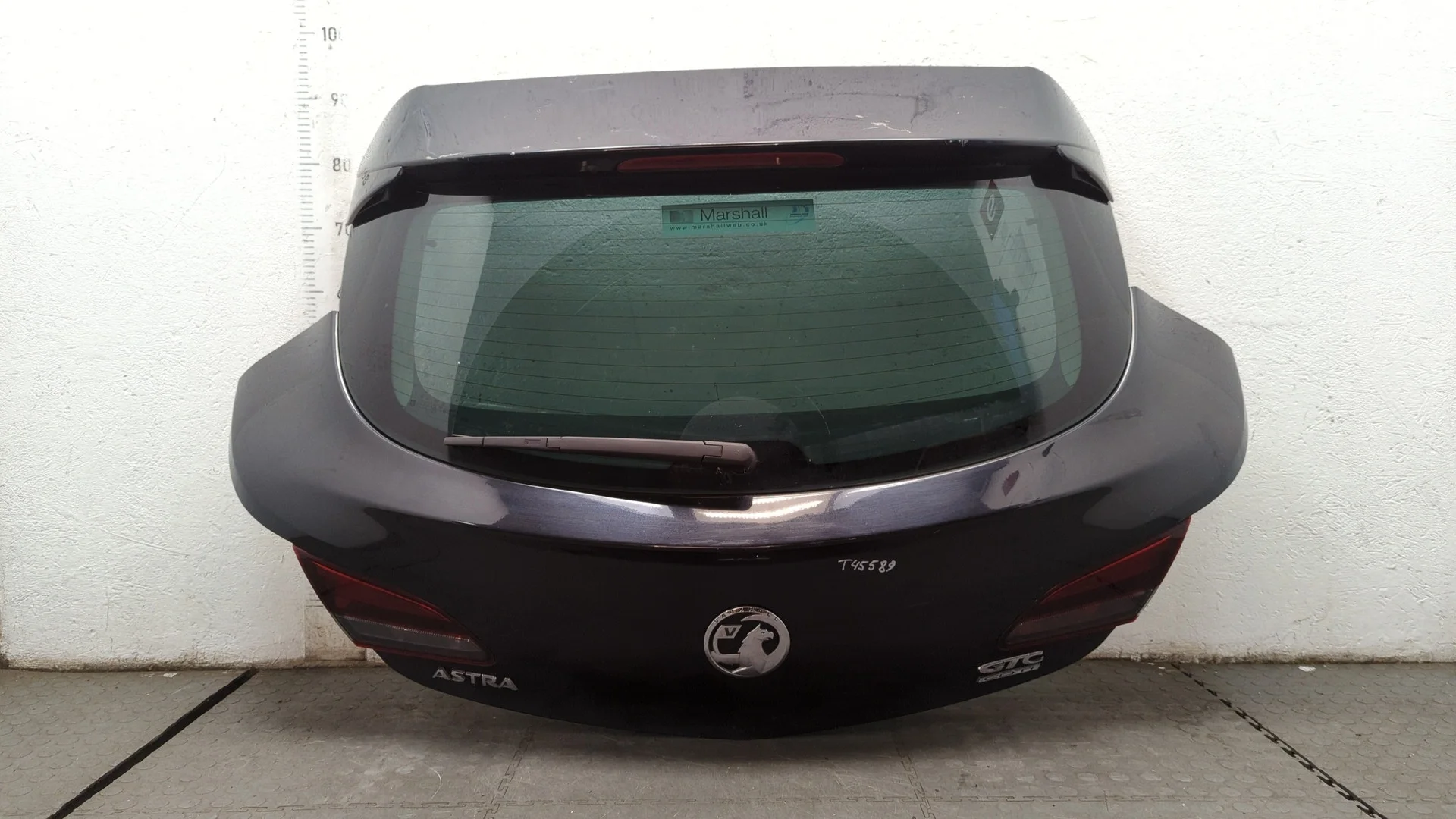 Крышка (дверь) багажника Opel Astra J 2010-2017 КПП 6-ст.мех.(МКПП) A17DTS Дизель 1.7 л CDTI