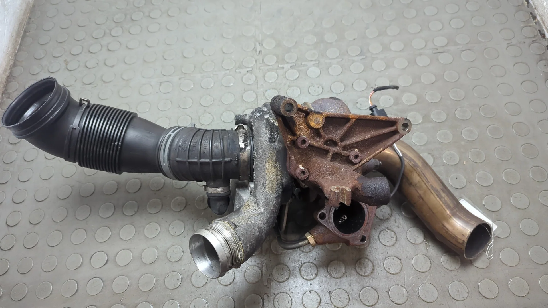 Турбина Volkswagen Phaeton 2002-2010 КПП автомат 4х4 (АКПП) BMK Дизель 3 л TDI