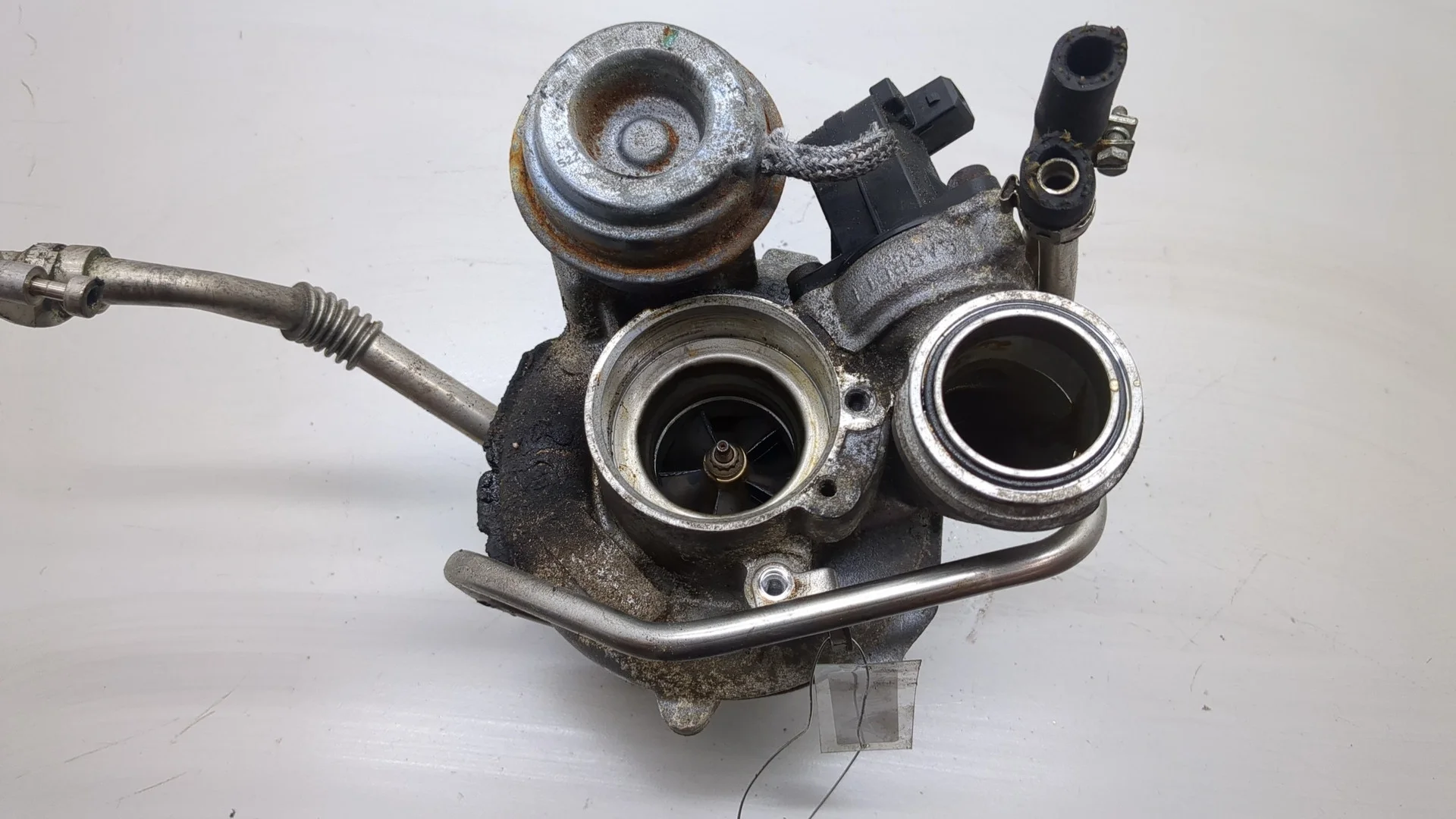 Турбина BMW X6 E71 2007-2014 КПП автомат 4х4 (АКПП) N63B44A Бензин 4.4 л Турбо-инжектор