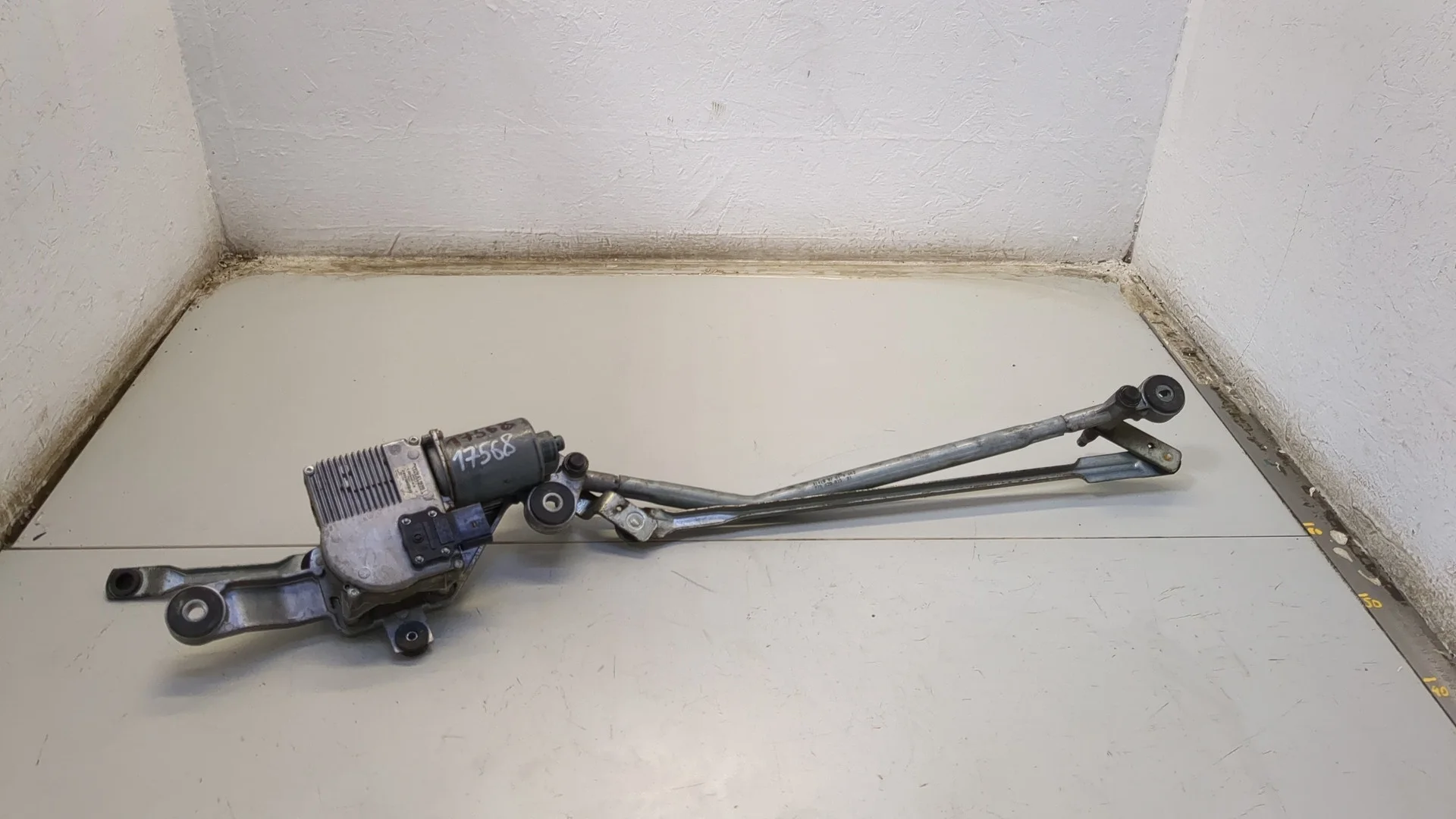 Механизм стеклоочистителя (трапеция дворников) Porsche Panamera 2009-2016 КПП автомат 4х4 (АКПП) M48.40 Бензин 4.8 л Инжектор