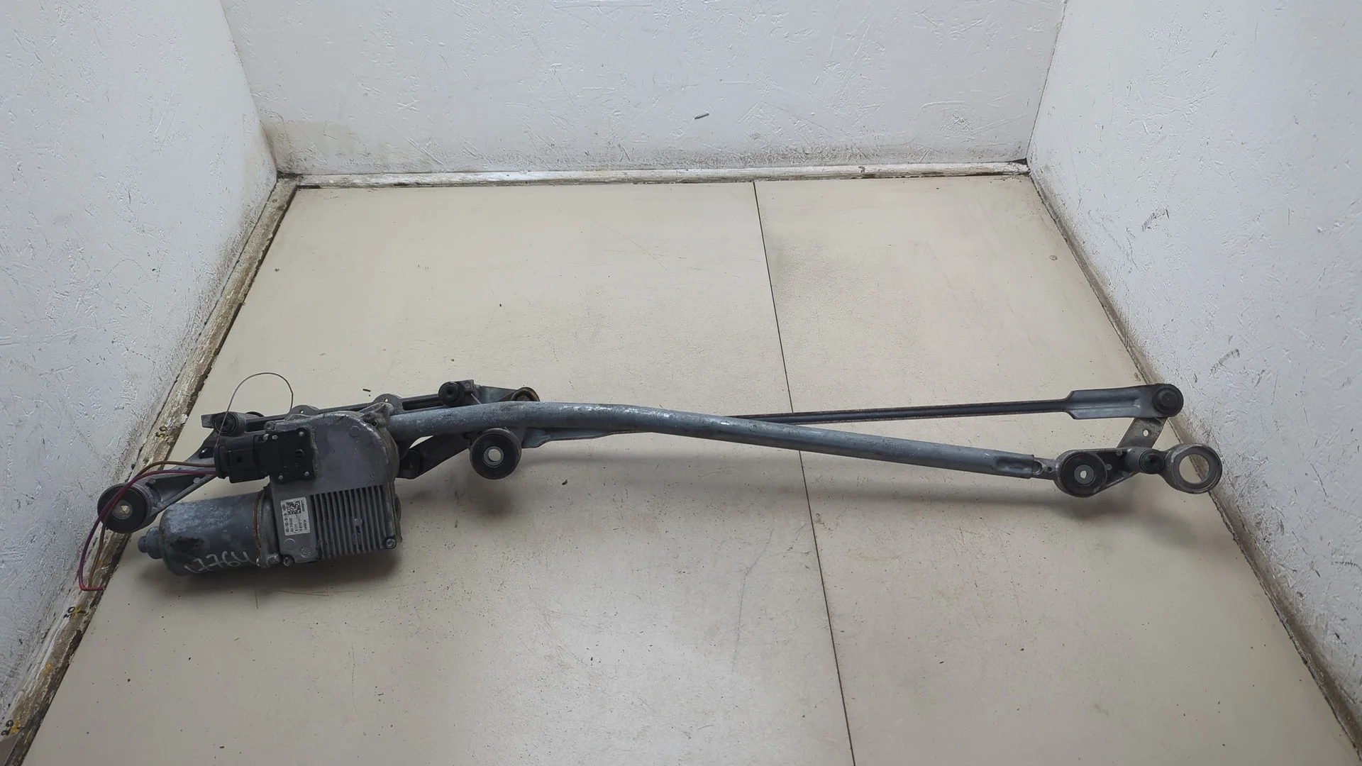 Механизм стеклоочистителя (трапеция дворников) Audi Q7 2005-2015 КПП автомат 4х4 (АКПП) CTWB Бензин 3 л TFSI