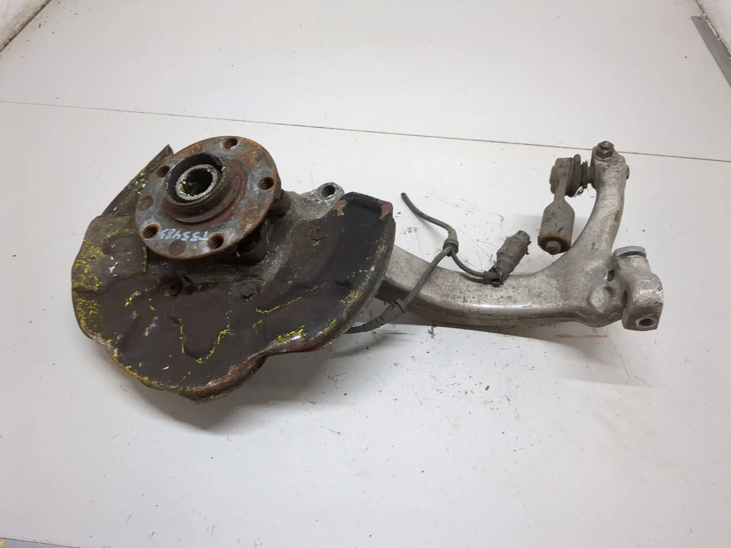 Ступица (кулак, цапфа) Audi A4 (B6) 2000-2006 КПП 6-ст.мех 4х4 (МКПП) AVF Дизель 1.9 л TDI