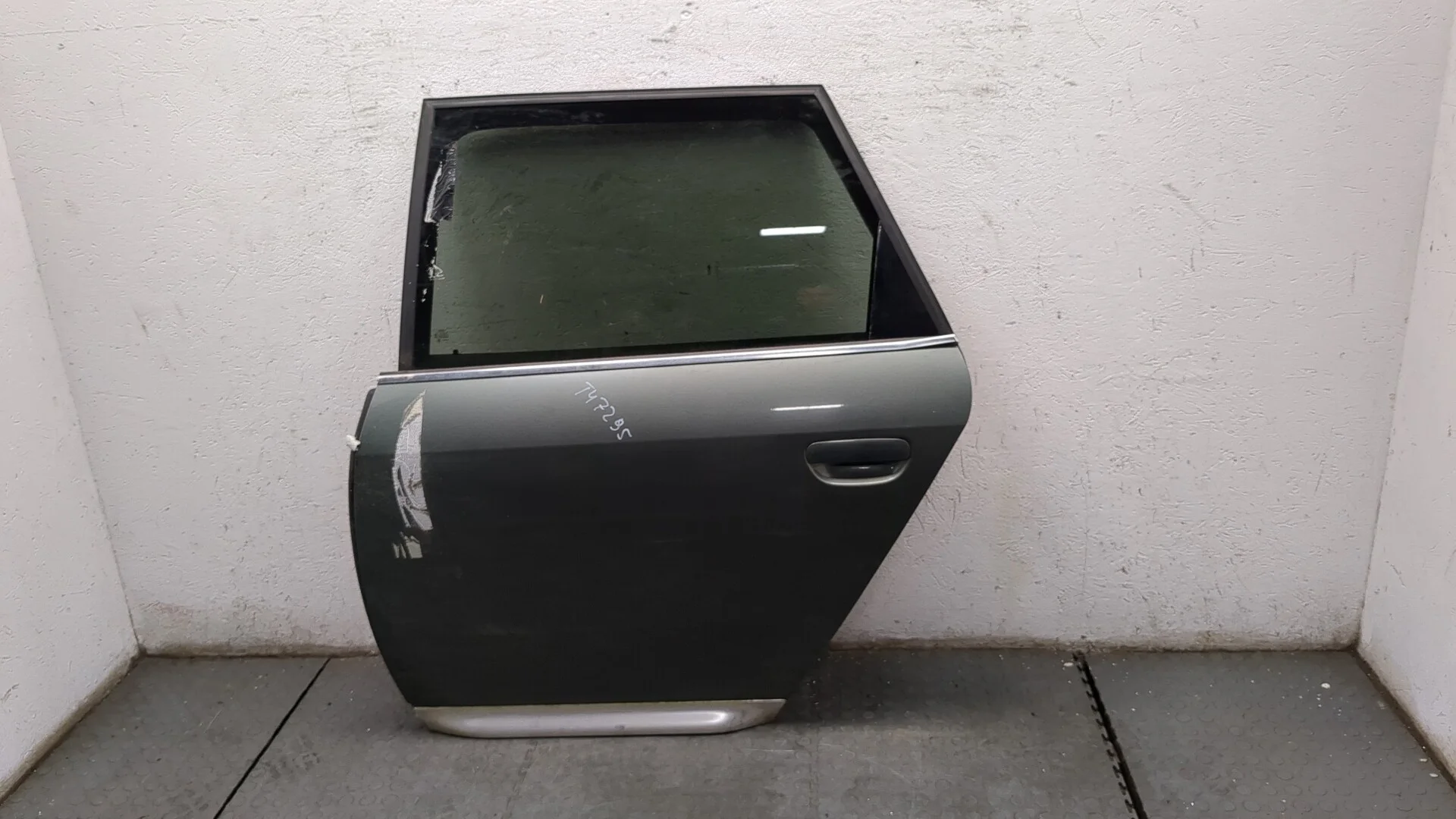 Дверь боковая (легковая) Audi A6 (C5) Allroad 2000-2006 КПП 6-ст.мех 4х4 (МКПП) BAU Дизель 2.5 л TDI