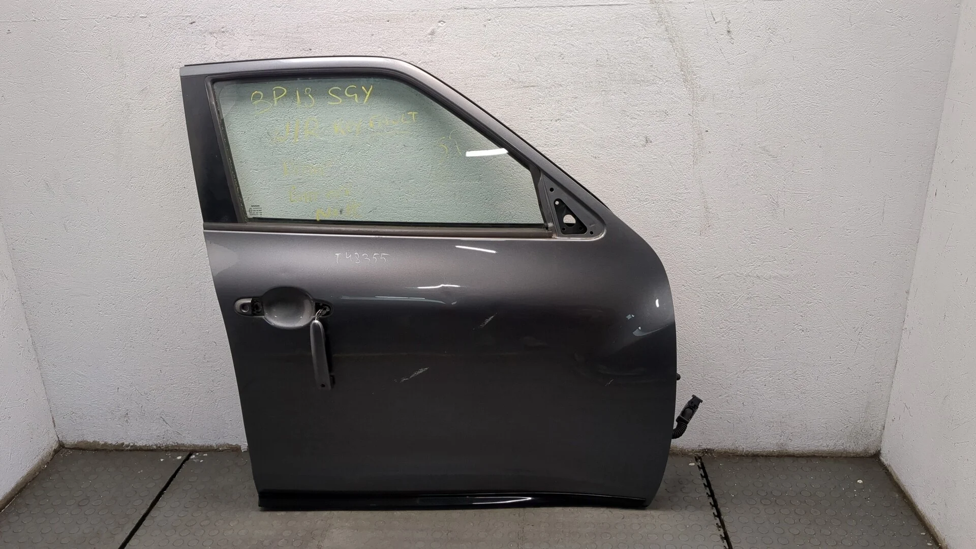 Дверь боковая (легковая) Nissan Juke 2010-2019 КПП 6-ст.мех.(МКПП) HRA2DDT Бензин 1.2 л Турбо-инжектор