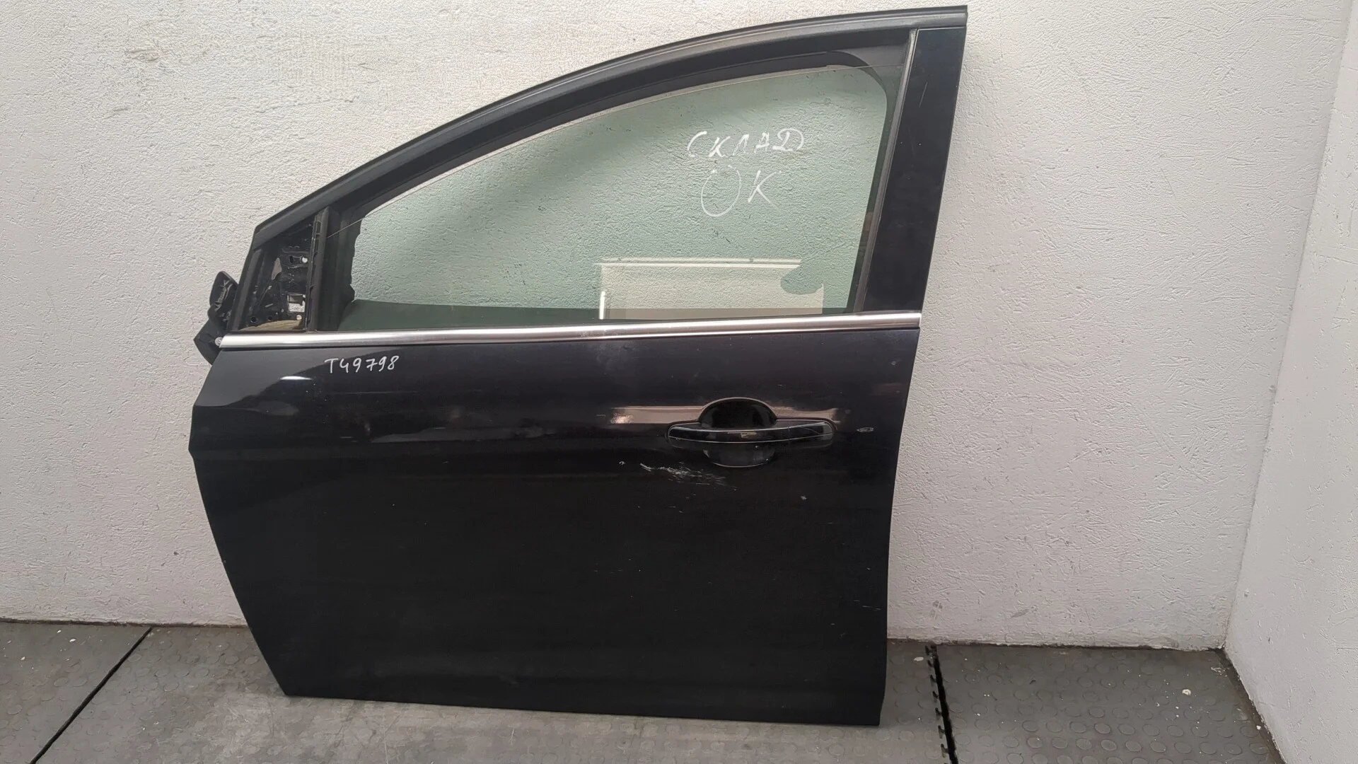 Дверь боковая (легковая) Ford Focus 3 2011-2015 КПП 5-ст.мех.(МКПП) PNDA Бензин 1.6 л Инжектор