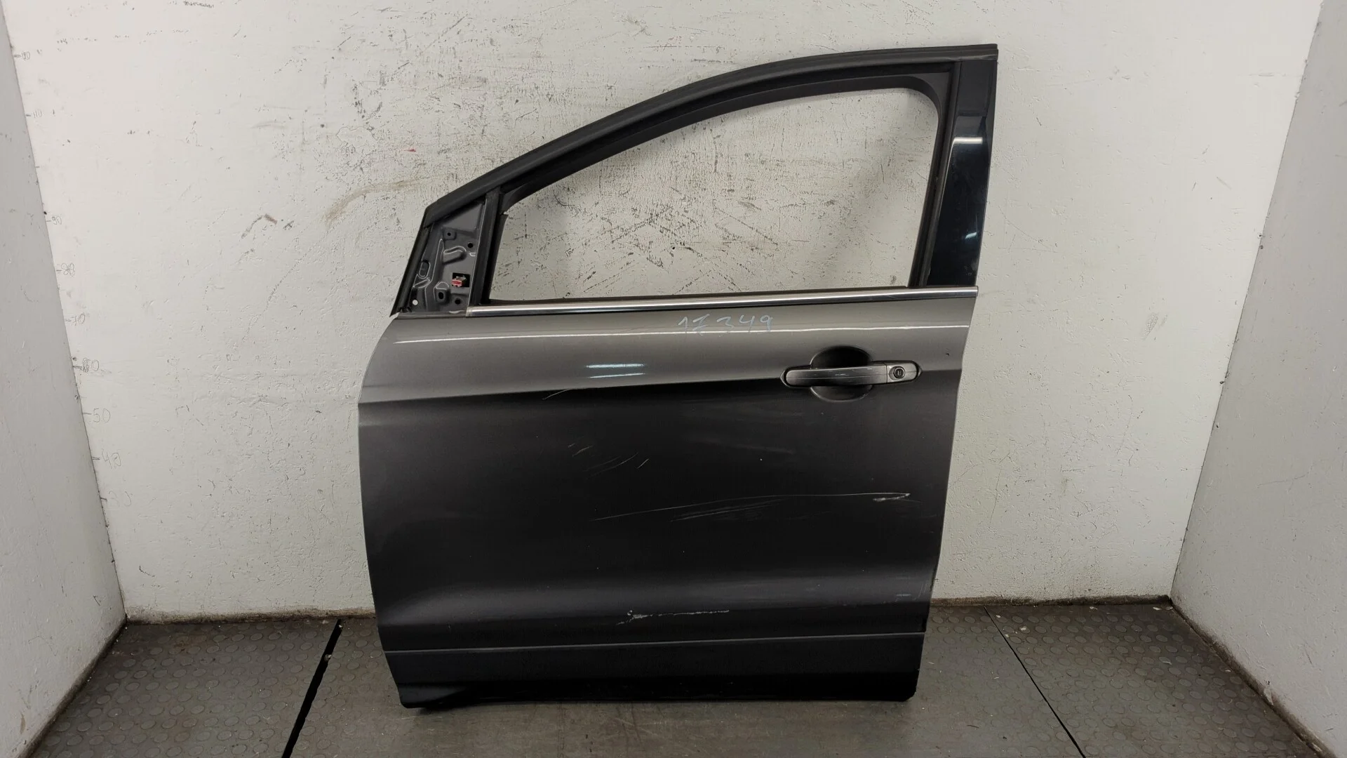 Дверь боковая (легковая) Ford Escape 2012-2015 КПП автомат 4х4 (АКПП) Б/Н 1,6 Бензин 1.6 л Турбо-инжектор