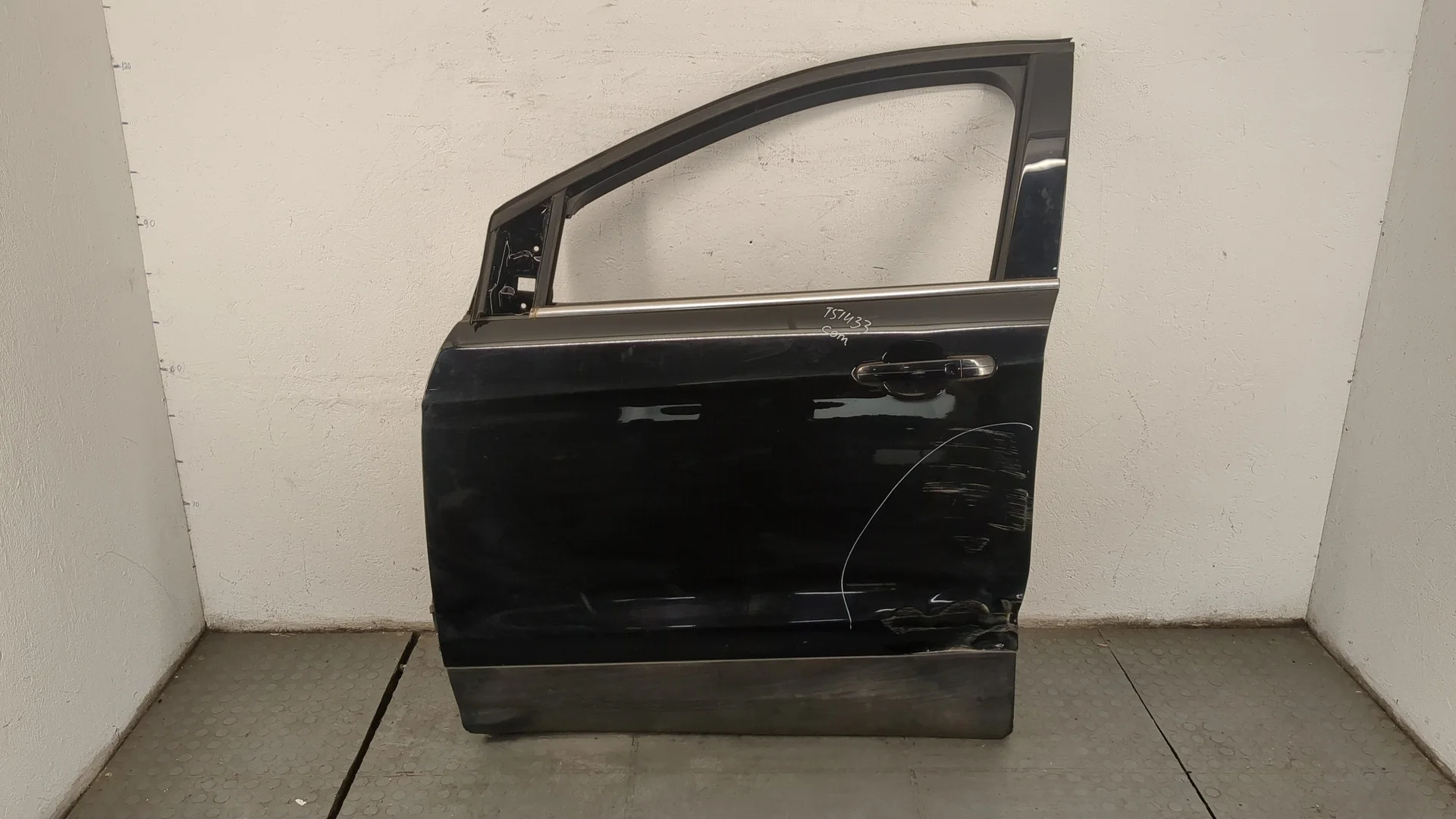 Дверь боковая (легковая) Ford Kuga 2016-2019 КПП 6-ст.мех.(МКПП) M8MD Бензин 1.5 л EcoBoost