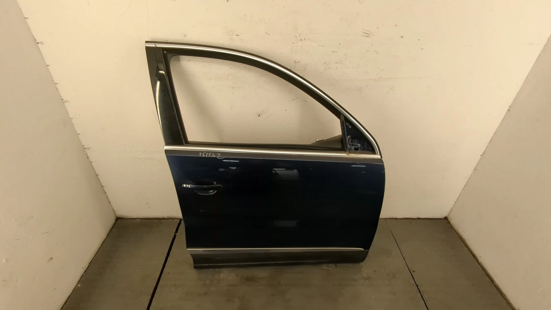 Дверь боковая (легковая) Volkswagen Tiguan 2011-2018 КПП 6-ст.мех 4х4 (МКПП) CFGC Дизель 2 л TDI