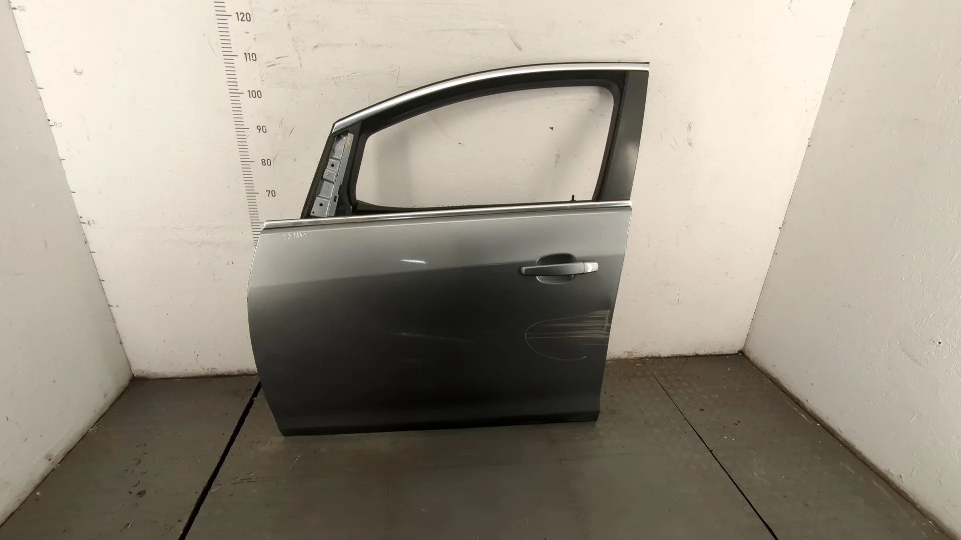 Дверь боковая (легковая) Opel Astra J 2010-2017 КПП 5-ст.мех.(МКПП) A16XER Бензин 1.6 л Инжектор