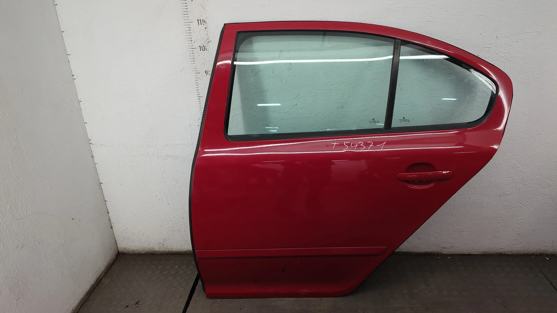 Дверь боковая (легковая) Skoda Octavia (A5) 2004-2013 КПП 6-ст.мех.(МКПП) BKD Дизель 2 л TDI