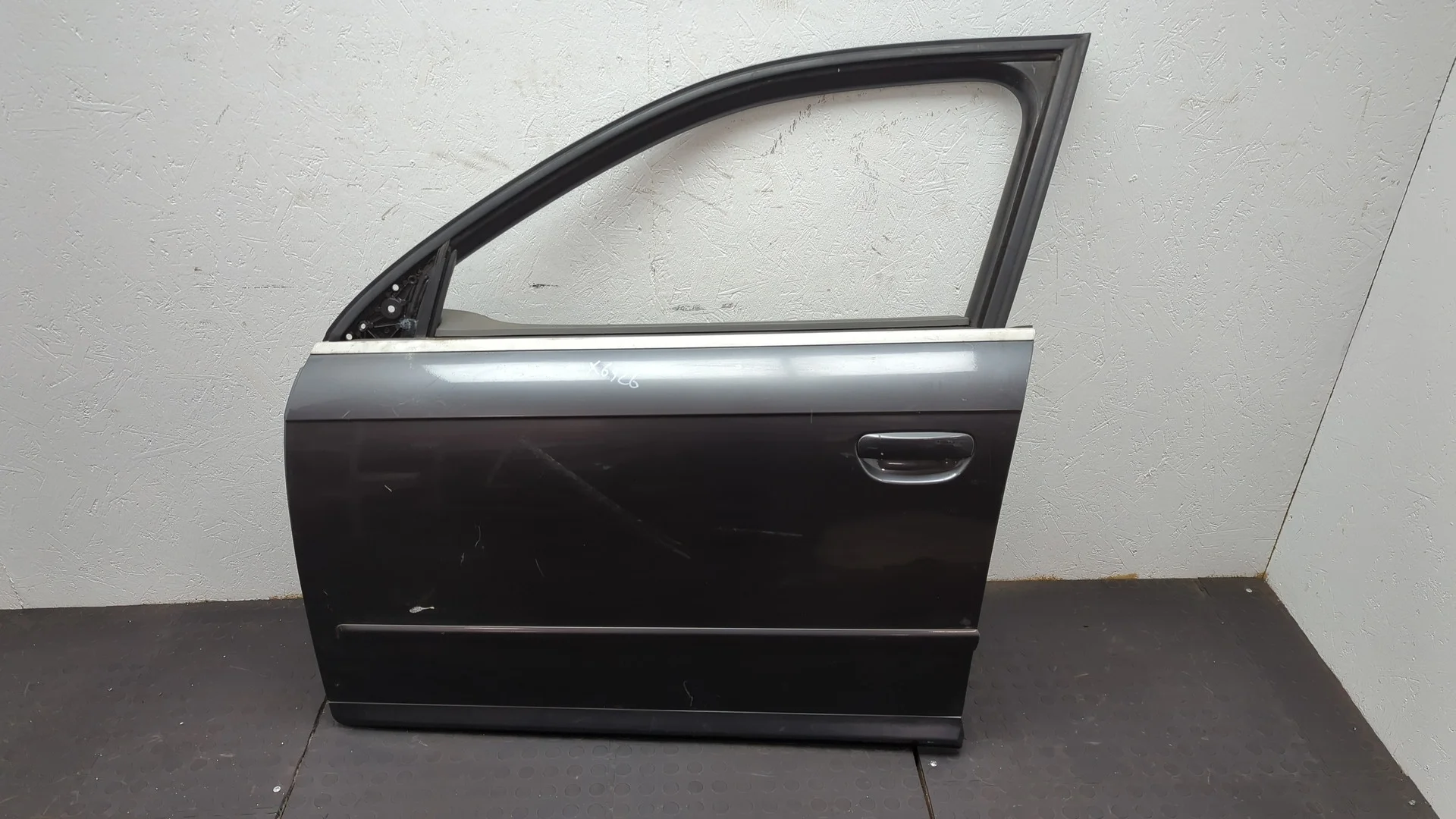 Дверь боковая (легковая) Audi A4 (B7) 2004-2009 КПП вариатор BLB Дизель 2 л