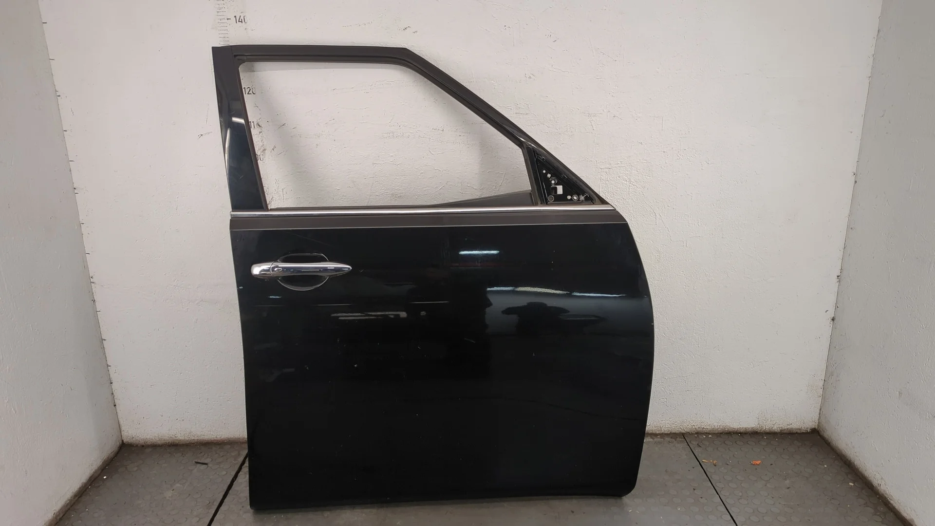 Дверь боковая (легковая) Infiniti QX56 2010-2013 КПП автомат 4х4 (АКПП) VK56VD Бензин 5.6 л Инжектор