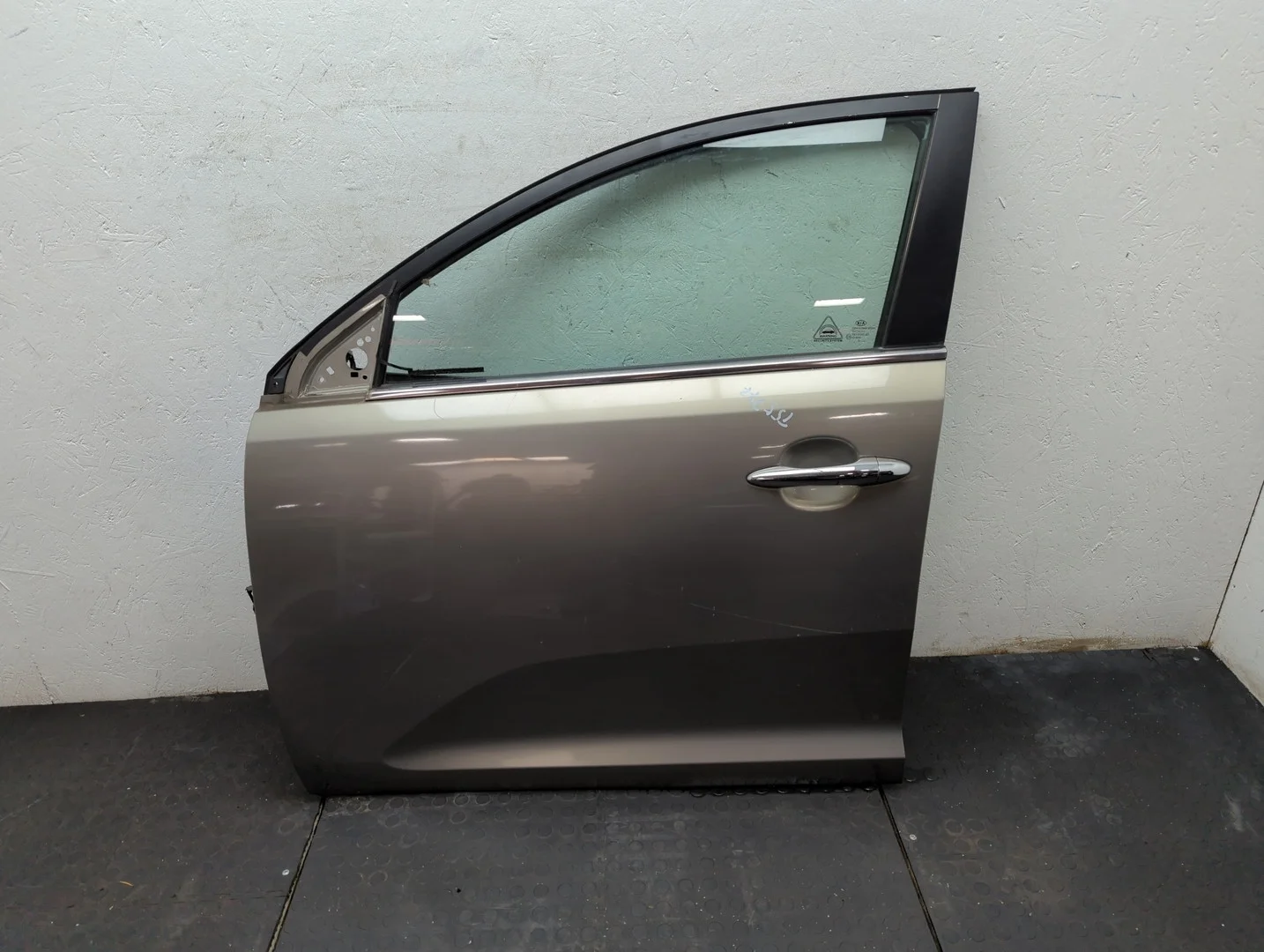 Дверь боковая (легковая) Kia Sportage 2010-2016 КПП 6-ст.мех.(МКПП) D4FD Дизель 1.7 л CRDi