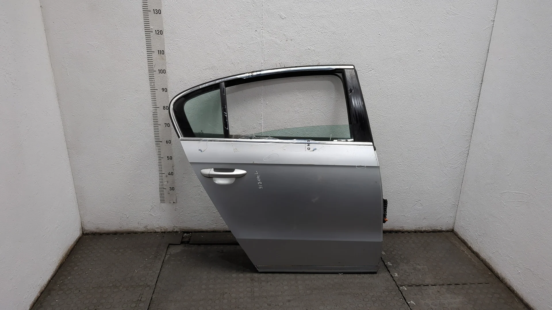 Дверь боковая (легковая) Volkswagen Passat 7 2010-2015 Европа КПП 6-ст.мех.(МКПП) CFFB Дизель 2 л TDI