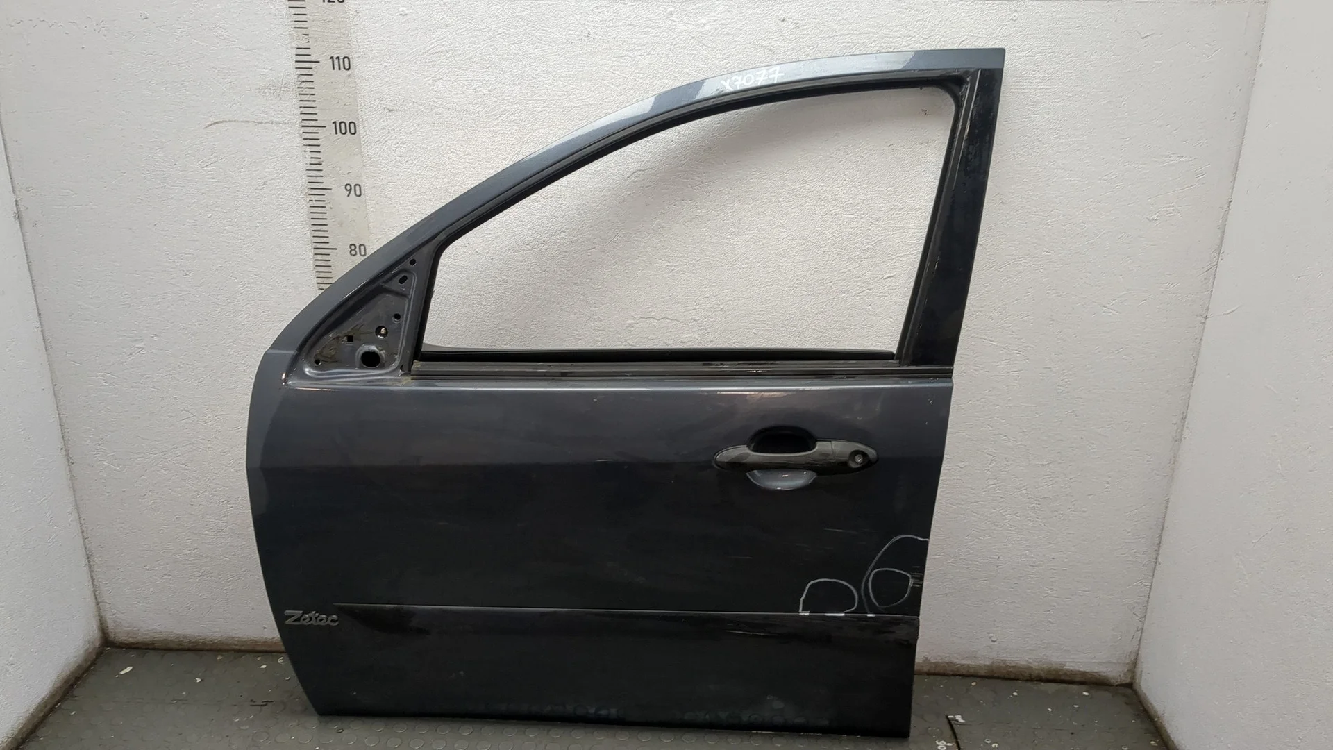 Дверь боковая (легковая) Ford Focus 1 1998-2004 КПП 5-ст.мех.(МКПП) FYD.. Бензин 1.6 л Инжектор