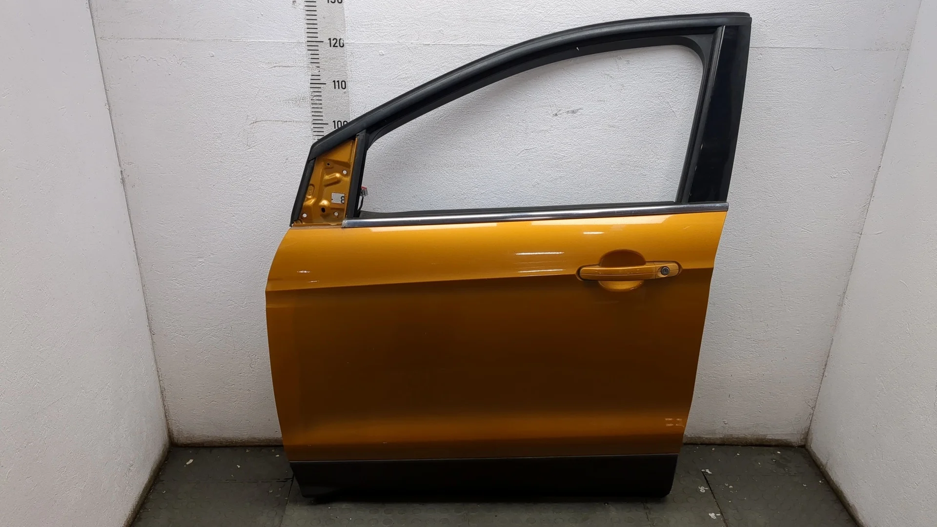 Дверь боковая (легковая) Ford Escape 2012-2015 КПП автомат 4х4 (АКПП) Б/Н 1,6 Бензин 1.6 л Турбо-инжектор