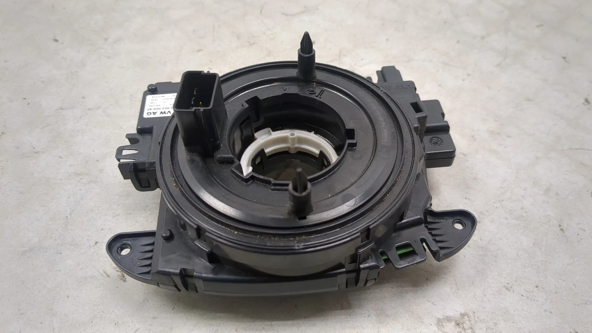 Шлейф руля Volkswagen Caddy 2004-2015 КПП 5-ст.мех.(МКПП) CAYD Дизель 1.6 л TDI