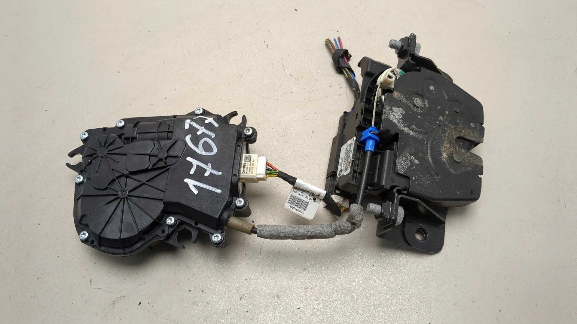 Замок багажника BMW X3 F25 2010-2017 КПП автомат 4х4 (АКПП) N52B30A, N52B30B Бензин 3 л Инжектор