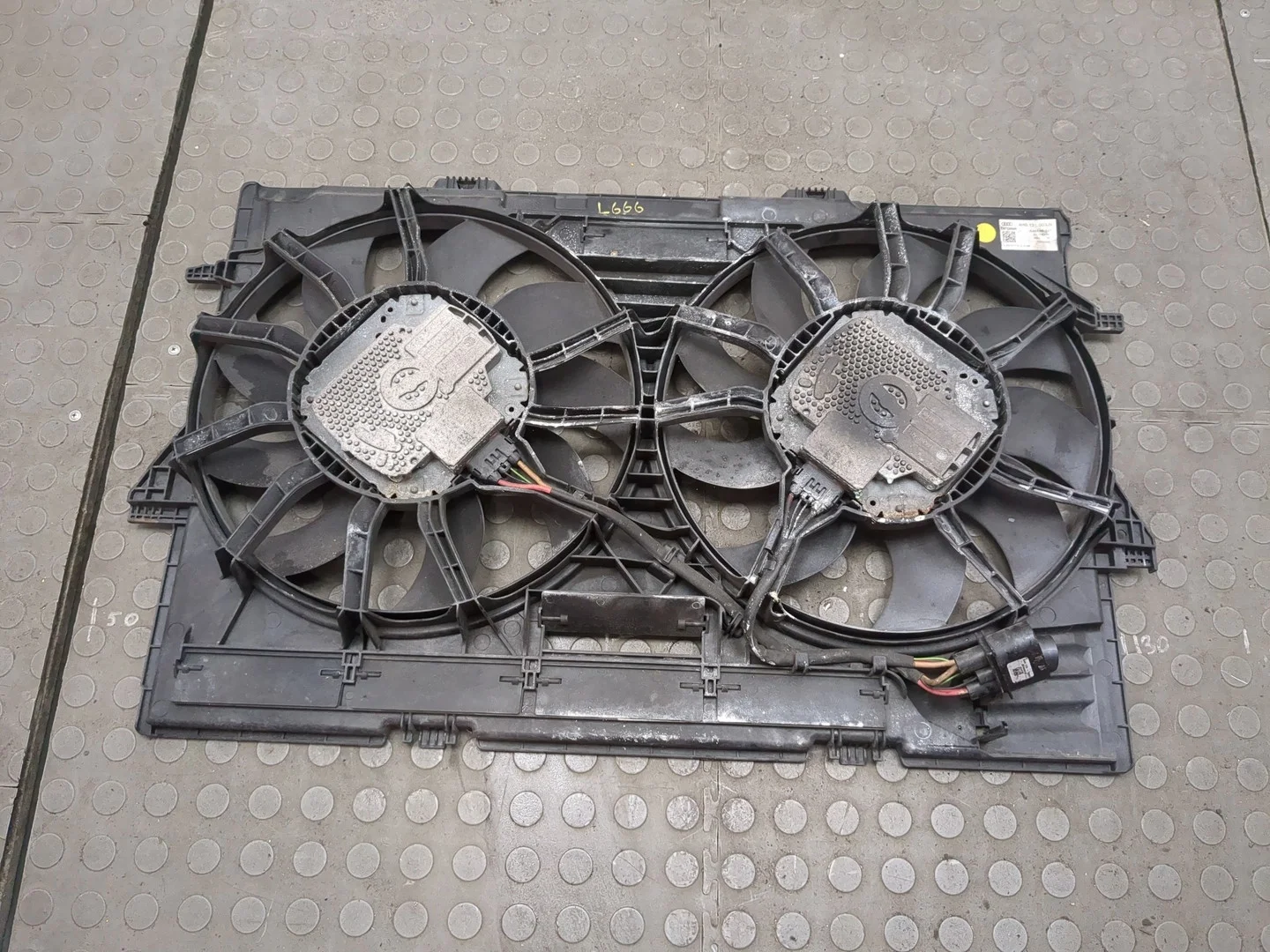 Вентилятор радиатора Audi A6 (C7) 2011-2018 КПП автомат 4х4 (АКПП) CTUA Бензин 3 л TFSI