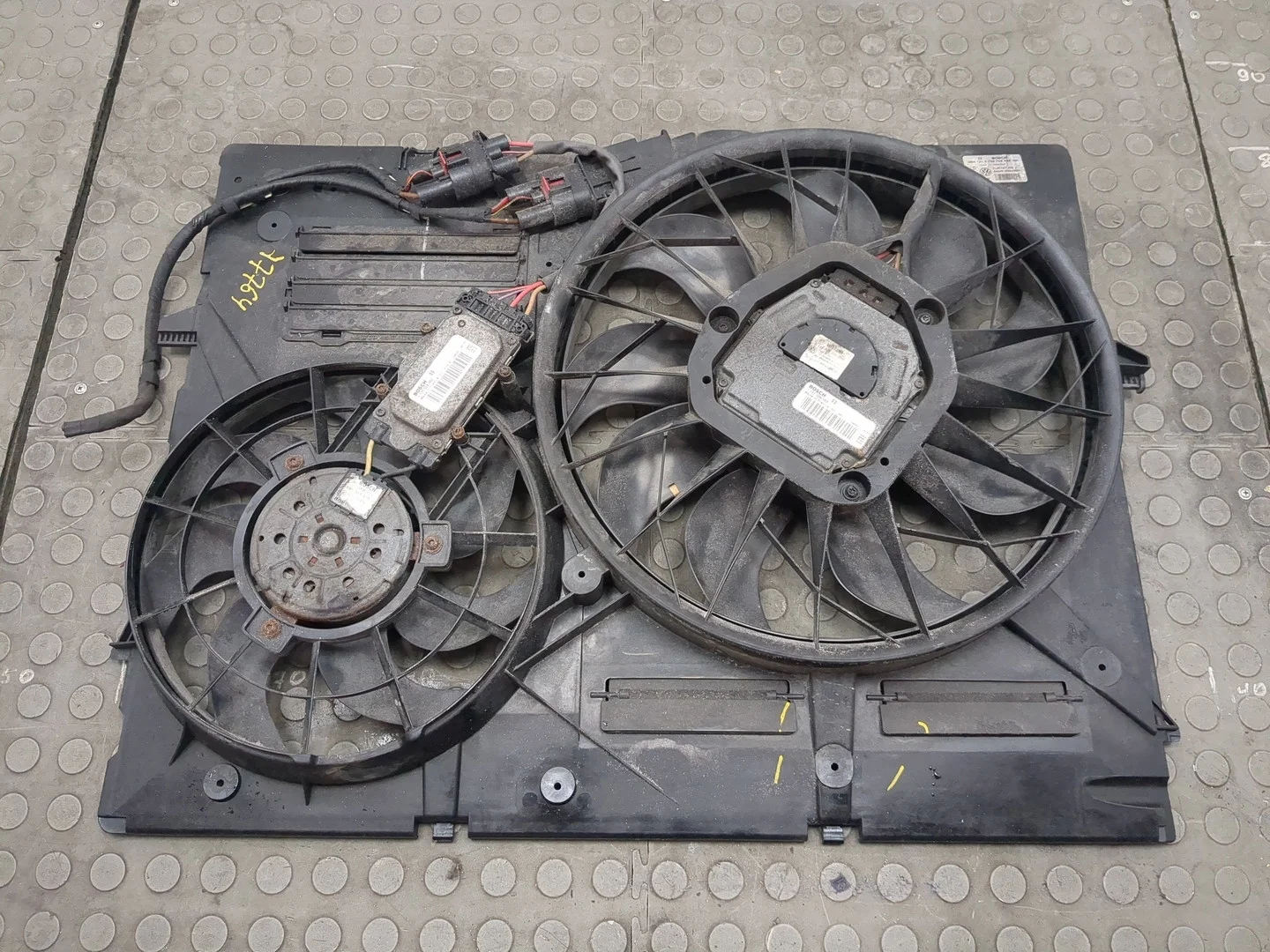 Вентилятор радиатора Audi Q7 2005-2015 КПП автомат 4х4 (АКПП) CTWB Бензин 3 л TFSI