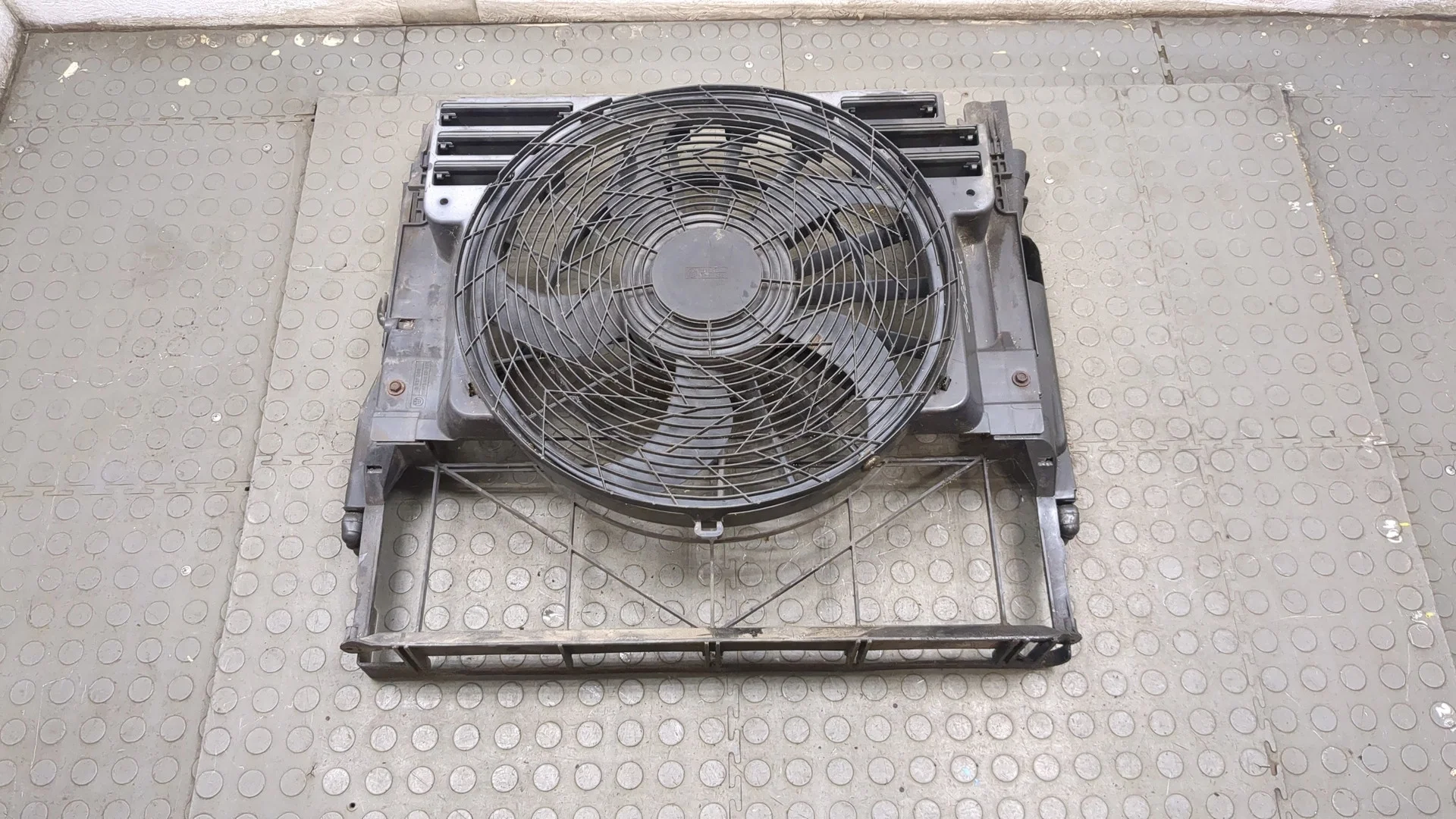 Вентилятор радиатора BMW X5 E53 2000-2006 КПП автомат 4х4 (АКПП) 306D2 Дизель 3 л Турбо