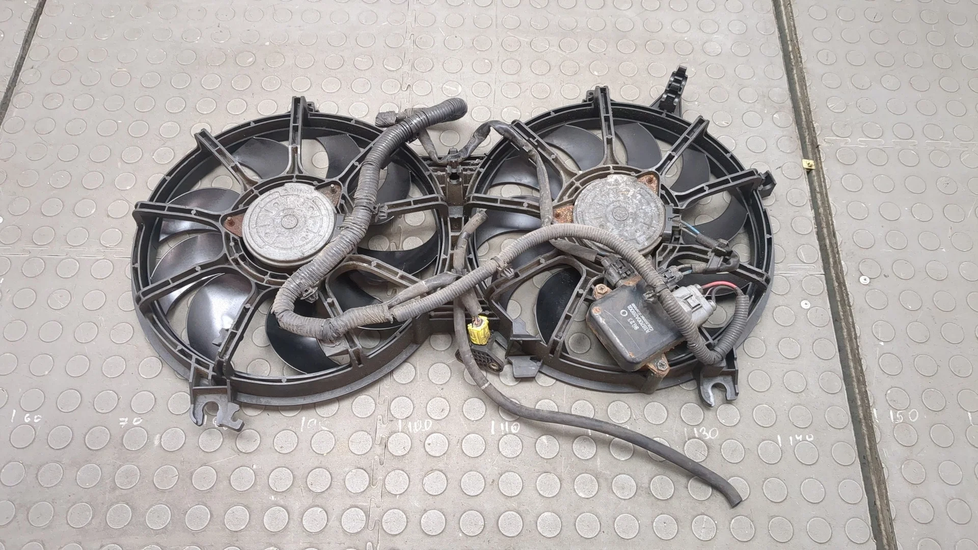 Вентилятор радиатора Infiniti FX 2008-2013 КПП автомат 4х4 (АКПП) VQ35HR Бензин 3.5 л Инжектор