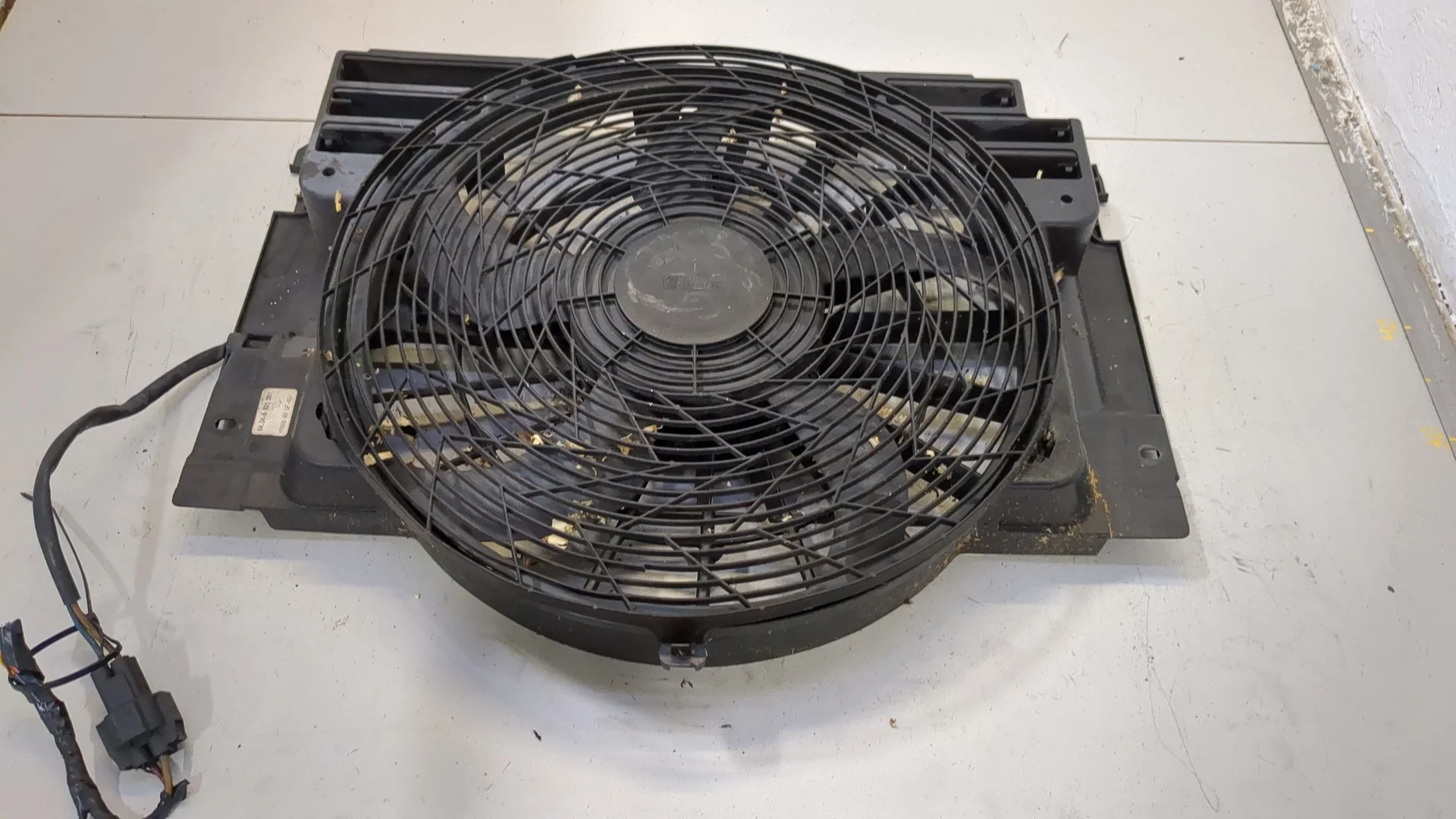 Вентилятор радиатора BMW X5 E53 2000-2006 КПП автомат 4х4 (АКПП) 448S2 / M62B44 Бензин 4.4 л Инжектор