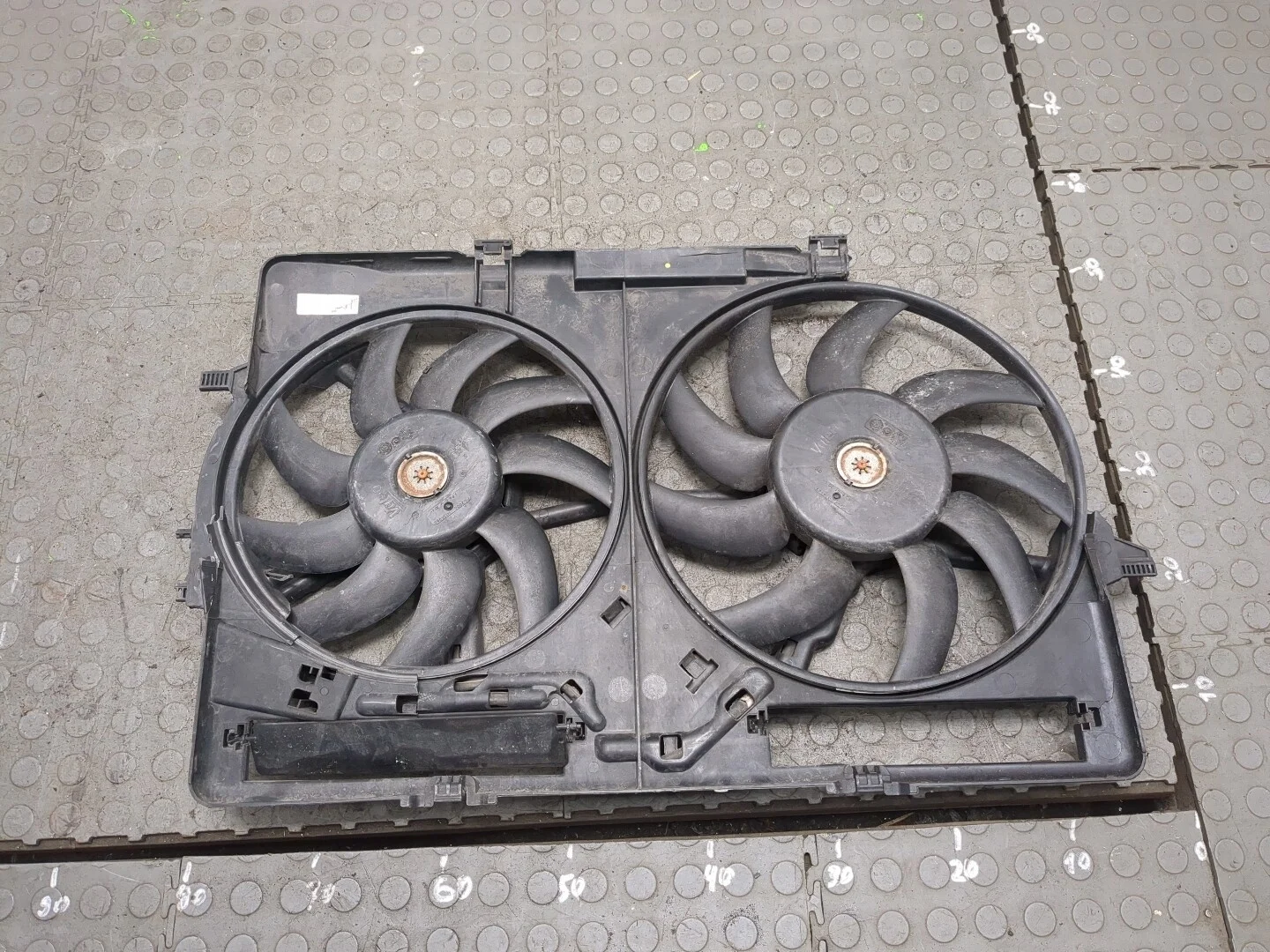 Вентилятор радиатора Audi A6 (C7) 2011-2018 КПП автомат 4х4 (АКПП) CAED Бензин 2 л TFSI