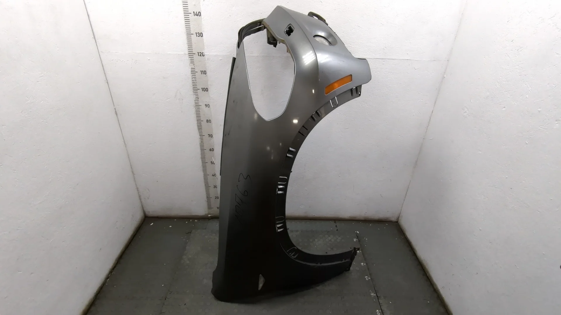 Крыло BMW X5 E70 2006-2013 КПП автомат 4х4 (АКПП) N62B48B Бензин 4.8 л Инжектор