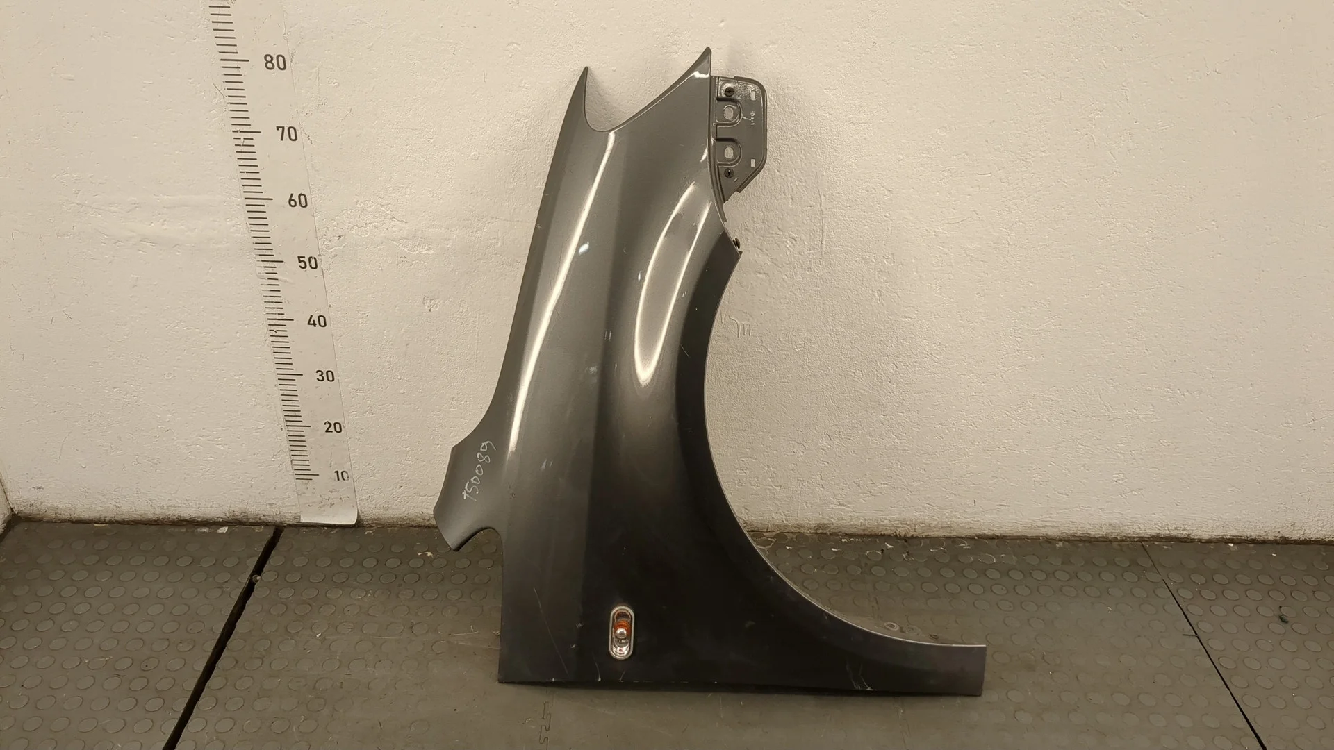 Крыло Volkswagen Caddy 2004-2015 КПП 5-ст.мех.(МКПП) CAYD Дизель 1.6 л TDI