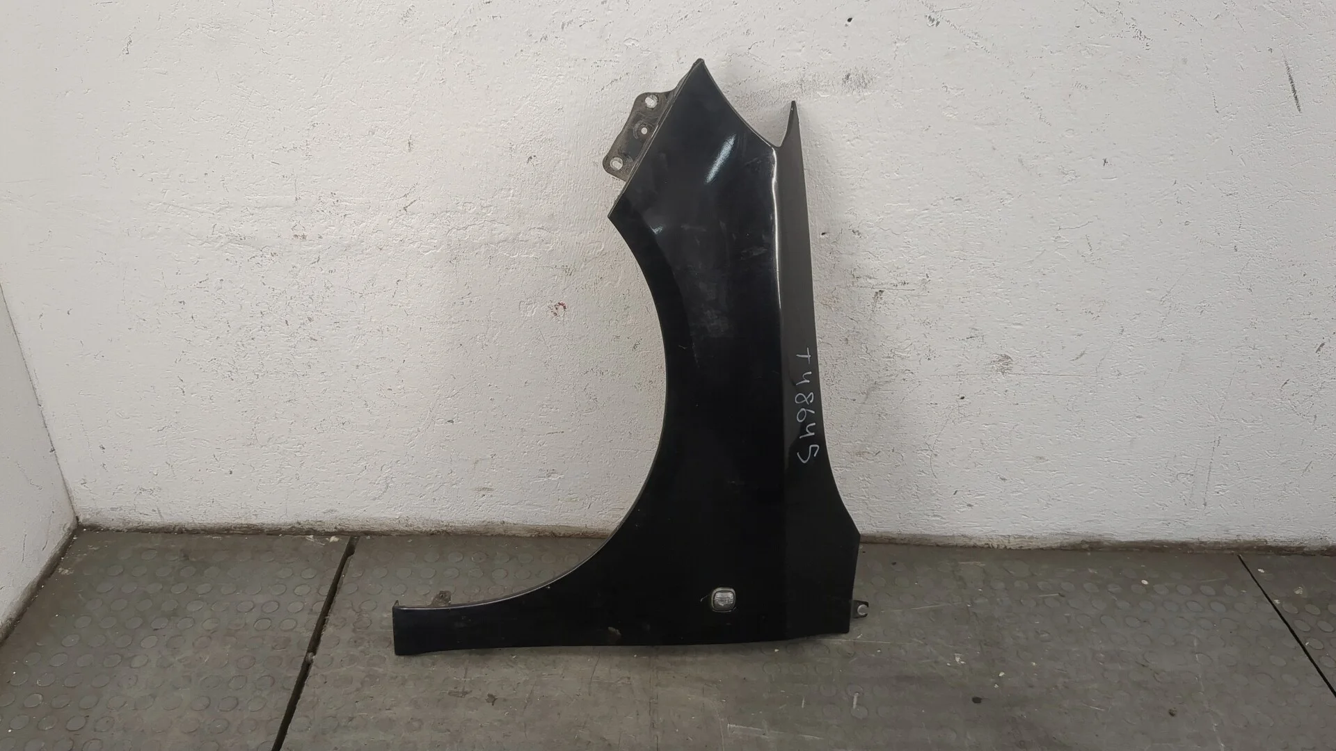 Крыло Skoda Fabia 2007-2014 КПП 5-ст.мех.(МКПП) CBZA Бензин 1.2 л TSI