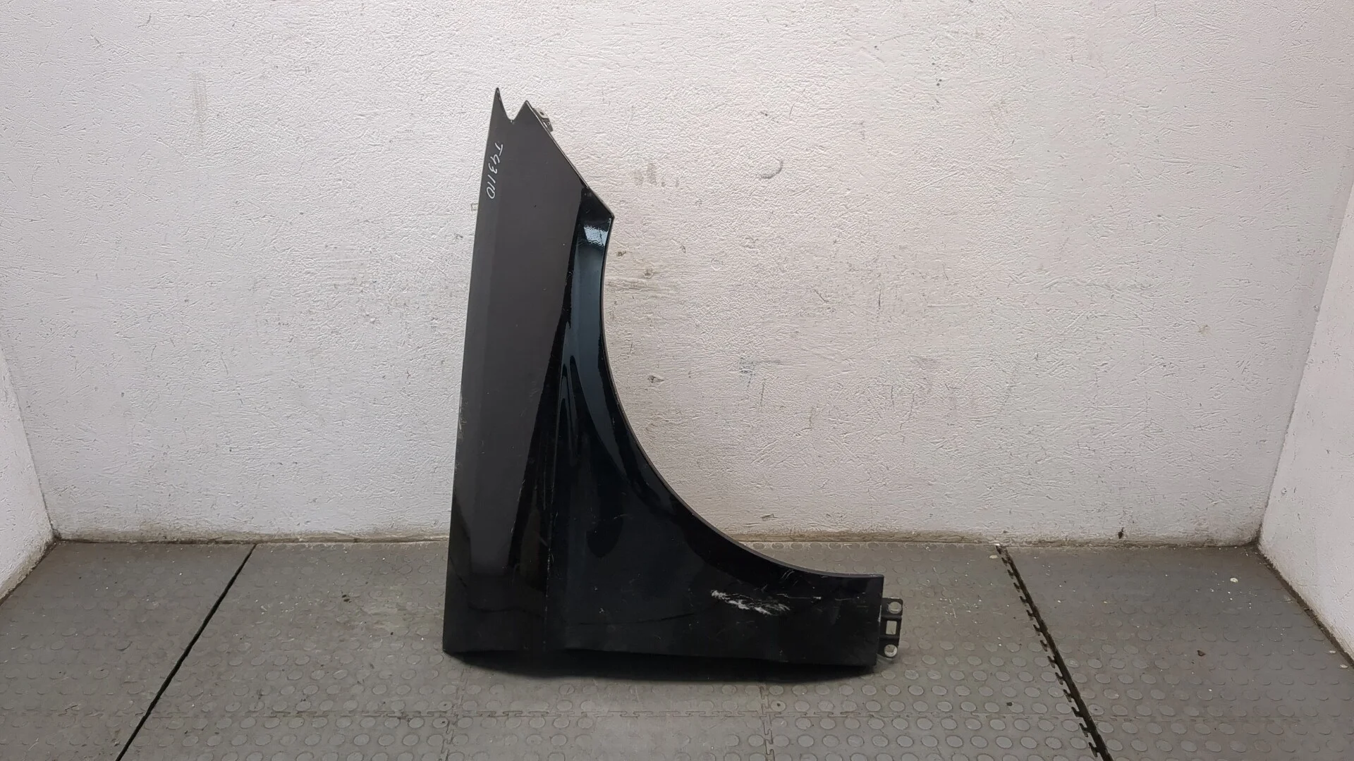 Крыло Mercedes-Benz ML W166 2011-2015 КПП автомат 4х4 (АКПП) OM 651.960 Дизель 2.1 л CDI