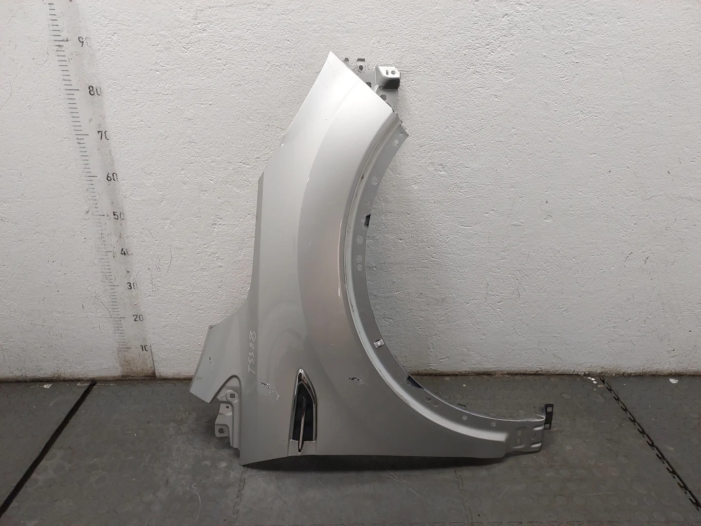 Крыло Ford Kuga 2016-2019 КПП 6-ст.мех.(МКПП) M8MD Бензин 1.5 л EcoBoost