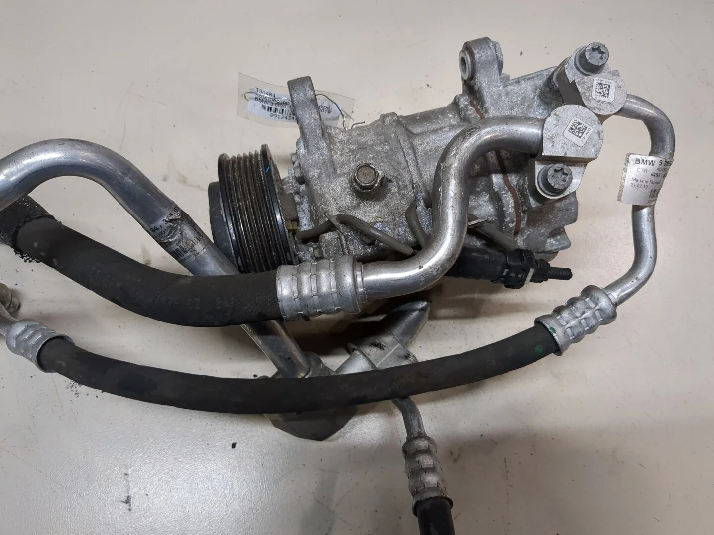 Компрессор кондиционера BMW 3 G20, G21 2018-2025 КПП автомат (АКПП) B48B20B Бензин 2 л Турбо-инжектор