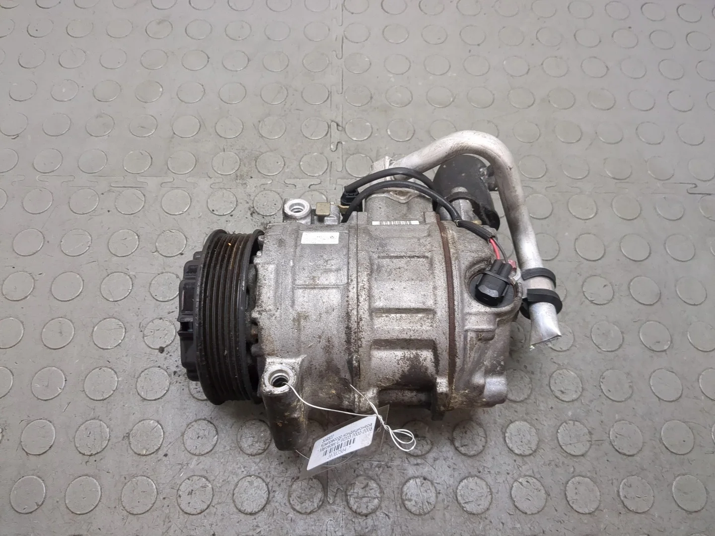 Компрессор кондиционера Mercedes-Benz C W203 2000-2008 КПП 6-ст.мех.(МКПП) M111.951 Бензин 2 л Инжектор