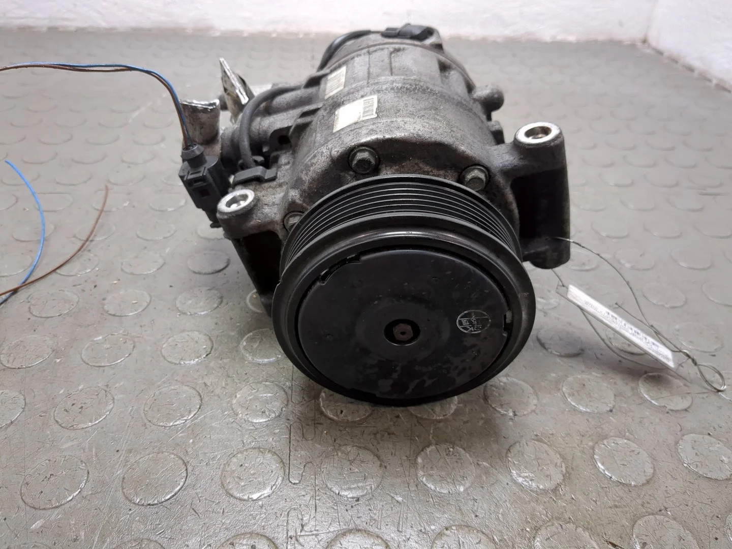 Компрессор кондиционера Audi A6 (C6) 2004-2011 КПП 6-ст.мех 4х4 (МКПП) ASB Дизель 3 л TDI