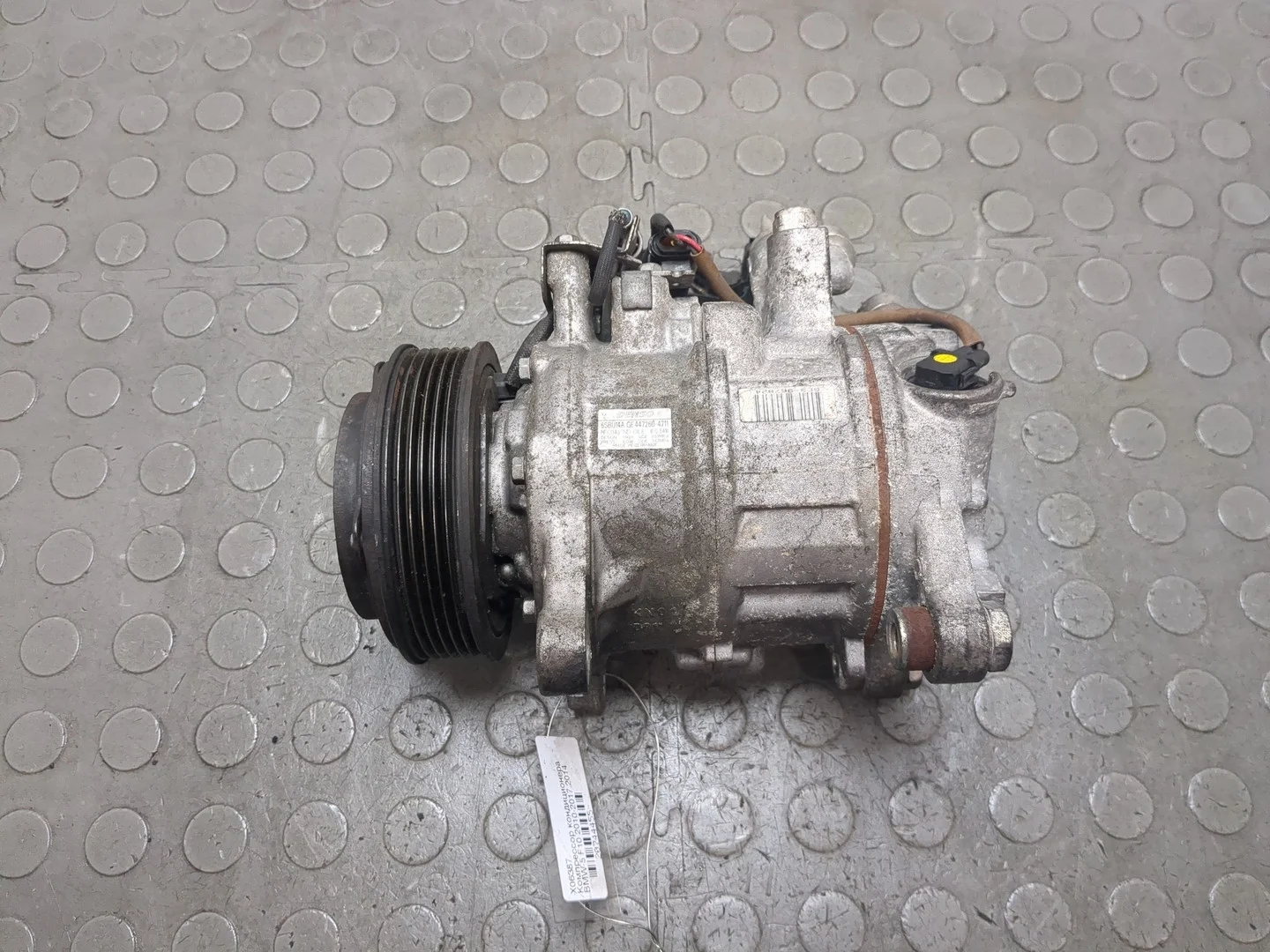 Компрессор кондиционера BMW 5 F10 2010-2017 КПП автомат (АКПП) N47D20C Дизель 2 л TDI