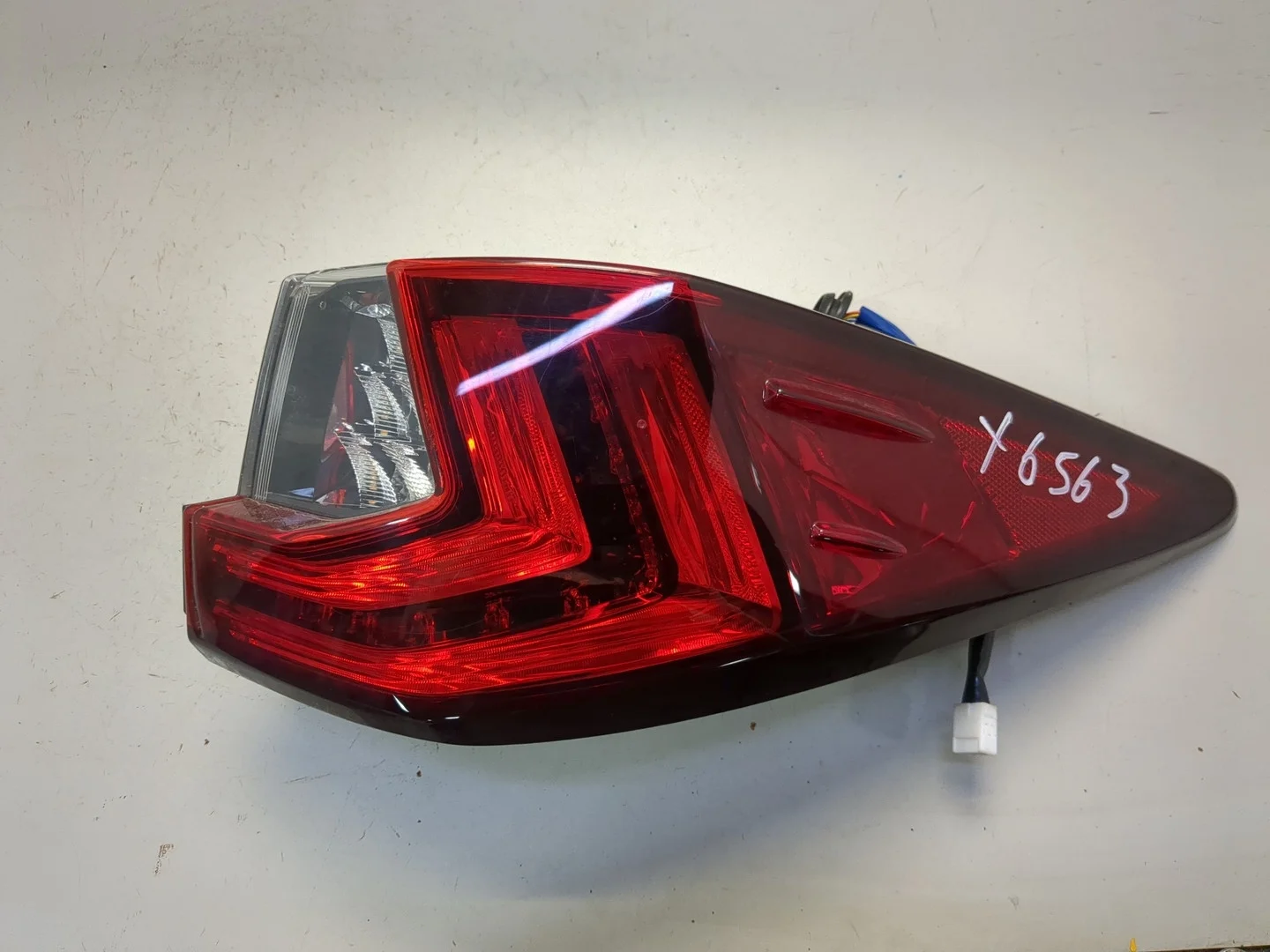 Фонарь (задний) Lexus RX 2012-2022 КПП вариатор 2GRFXS Гибридный 3.5 л Инжектор