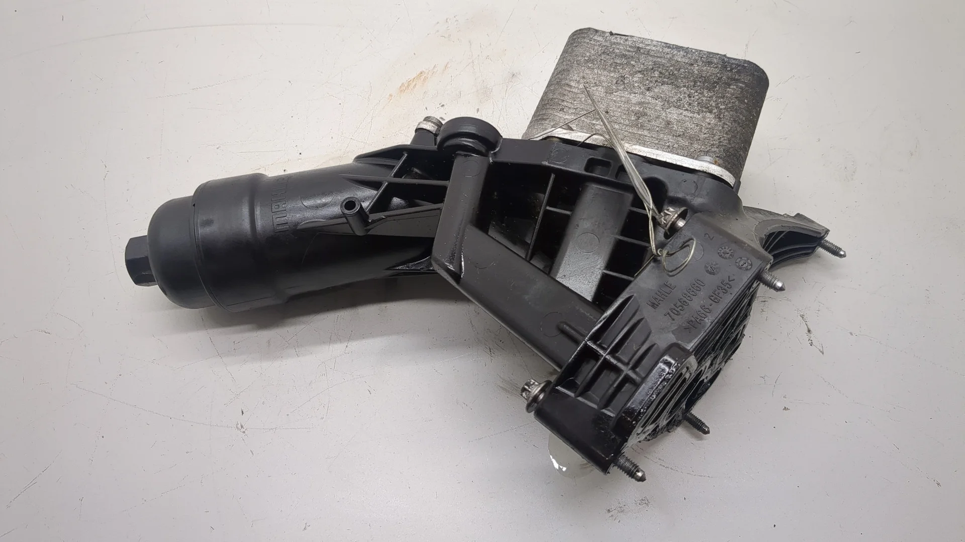 Корпус масляного фильтра BMW 5 F10 2010-2017 КПП автомат (АКПП) B47D20A Дизель 2 л Турбо