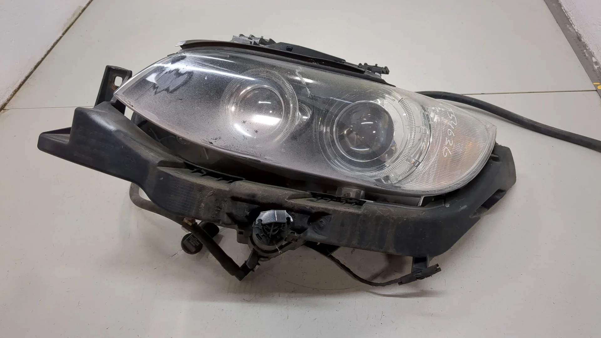 Фара (передняя) BMW 3 E90, E91, E92, E93 2005-2012 КПП автомат (АКПП) N43B20A Бензин 2 л