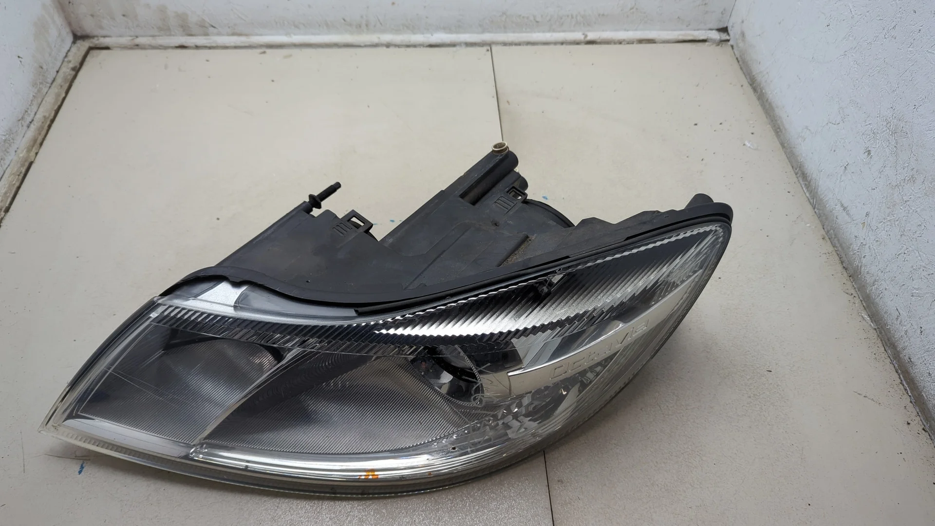 Фара (передняя) Skoda Octavia (A5) 2004-2013 КПП 5-ст.мех.(МКПП) CAYC Дизель 1.6 л TDI