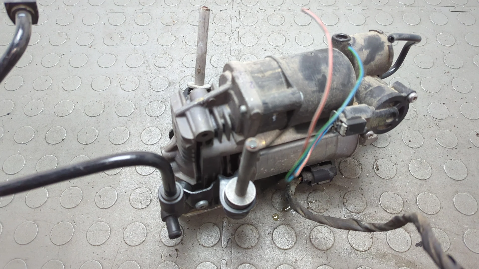 Компрессор воздушный (пневмоподвески) Mercedes-Benz S W222 2013-2020 КПП автомат 4х4 (АКПП) 278.929 Бензин 4.7 л Турбо-инжектор